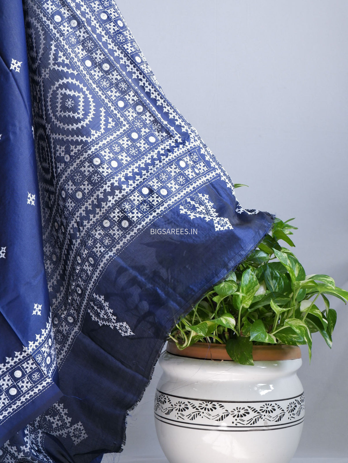 Kutchi/Gujarati Stitch Hand Embroidered Saree | Art Silk | Foil Mirror | Night Blue