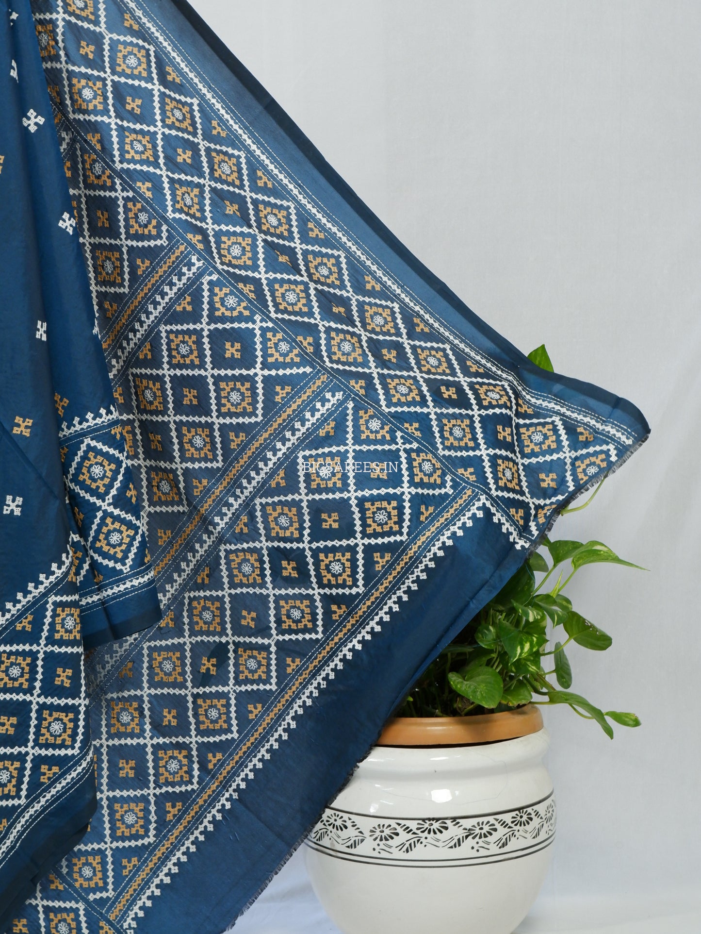 Kutchi/Gujarati Hand Embroidered Saree  | Blended Bangalore Silk / Art Silk | Peacock Blue