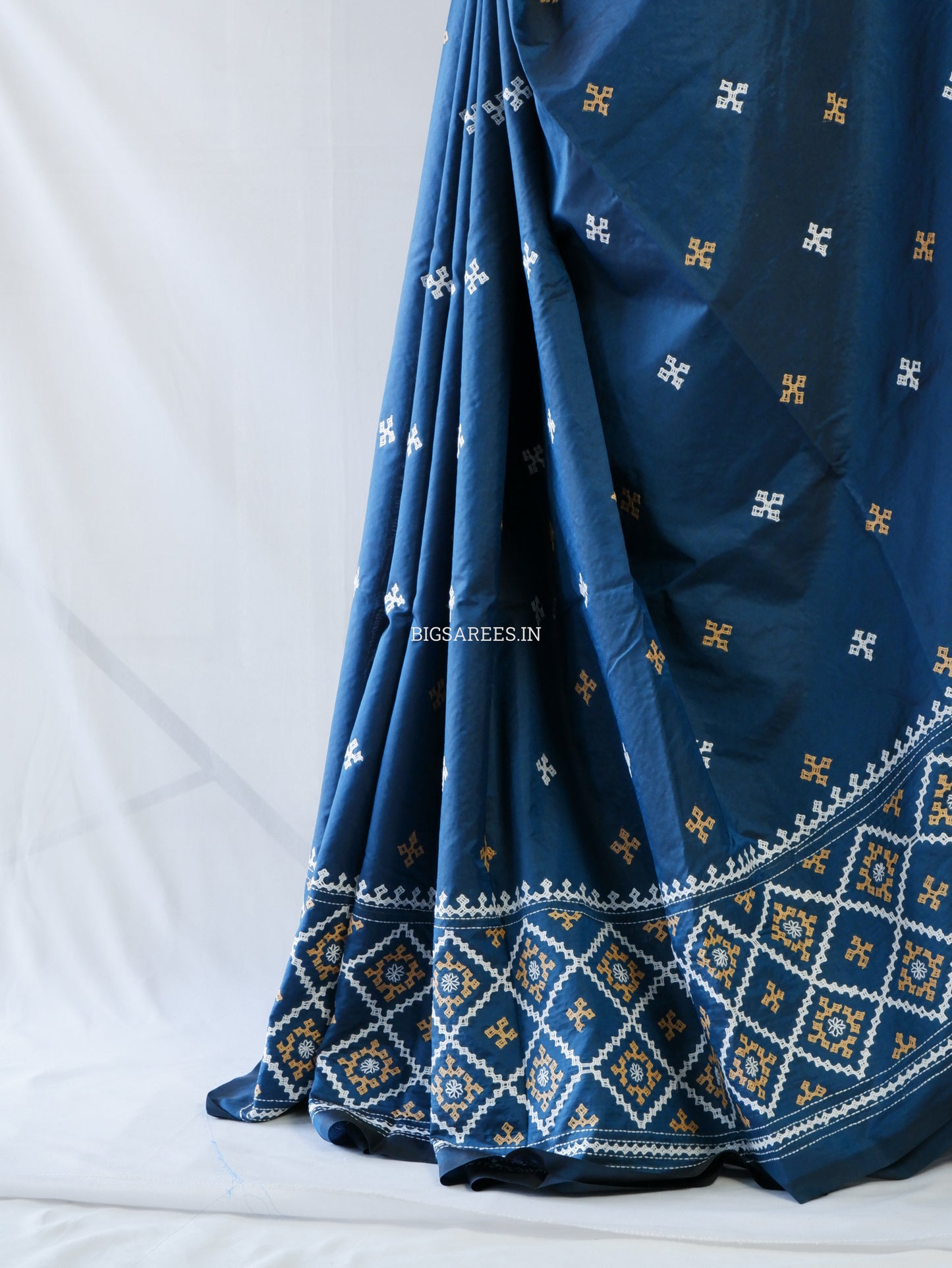 Kutchi/Gujarati Hand Embroidered Saree  | Blended Bangalore Silk / Art Silk | Peacock Blue
