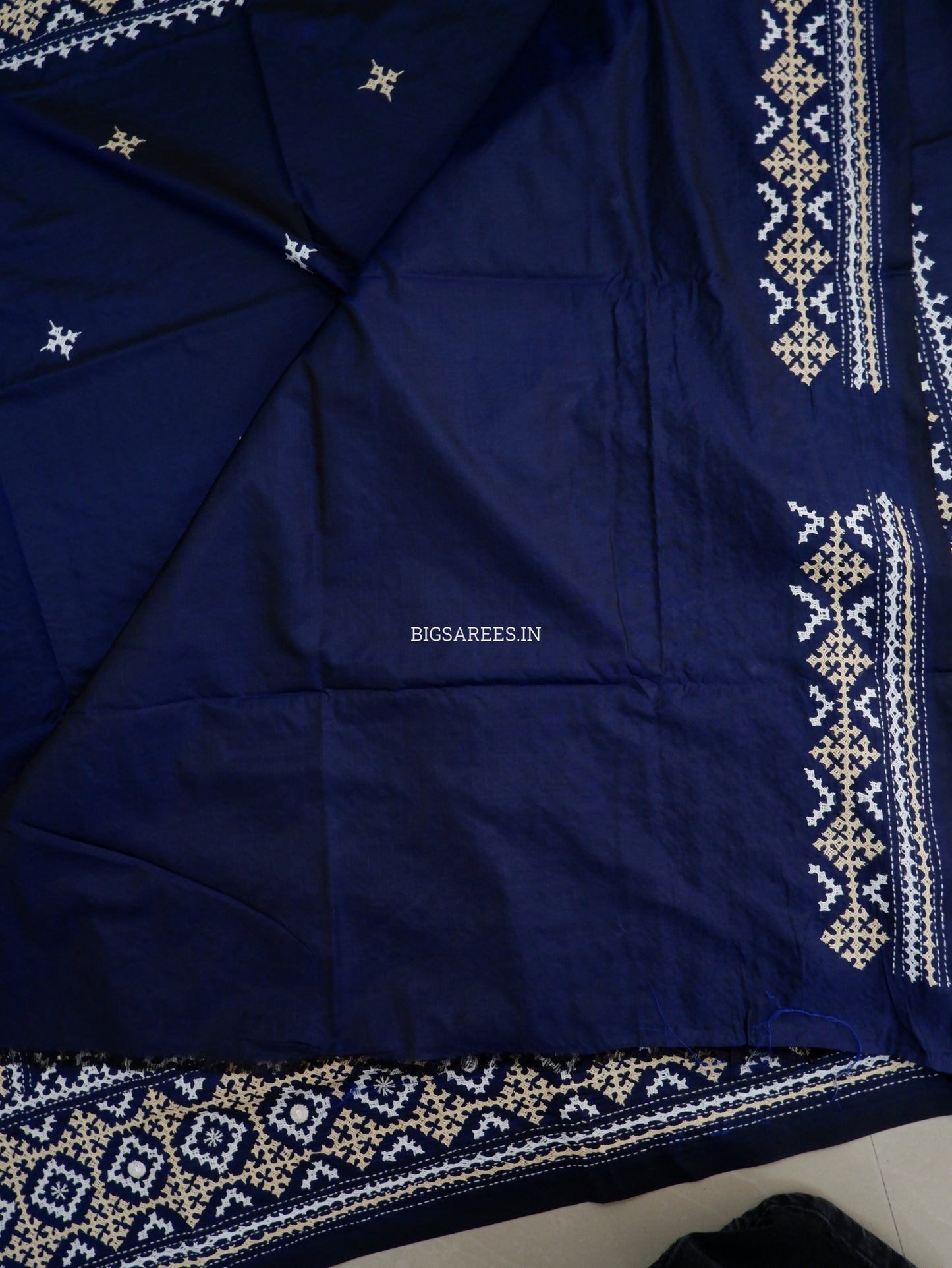 Kutchi/Gujarati Stitch Hand Embroidered Saree | Art Silk | Foil Mirror | Navy Blue