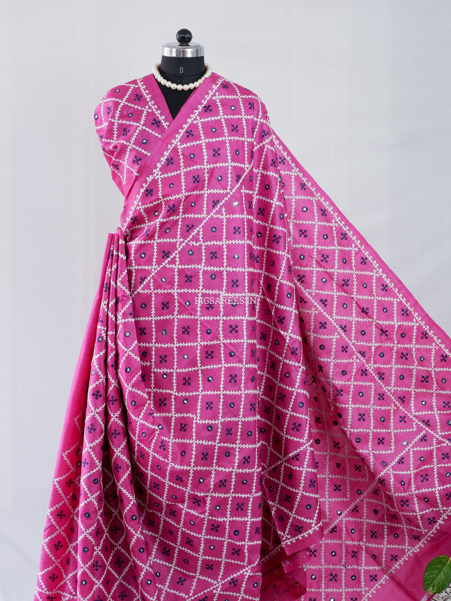 Kutchi Hand Embroidered Saree | Tassar Silk | Silk Marked | Dark Pink