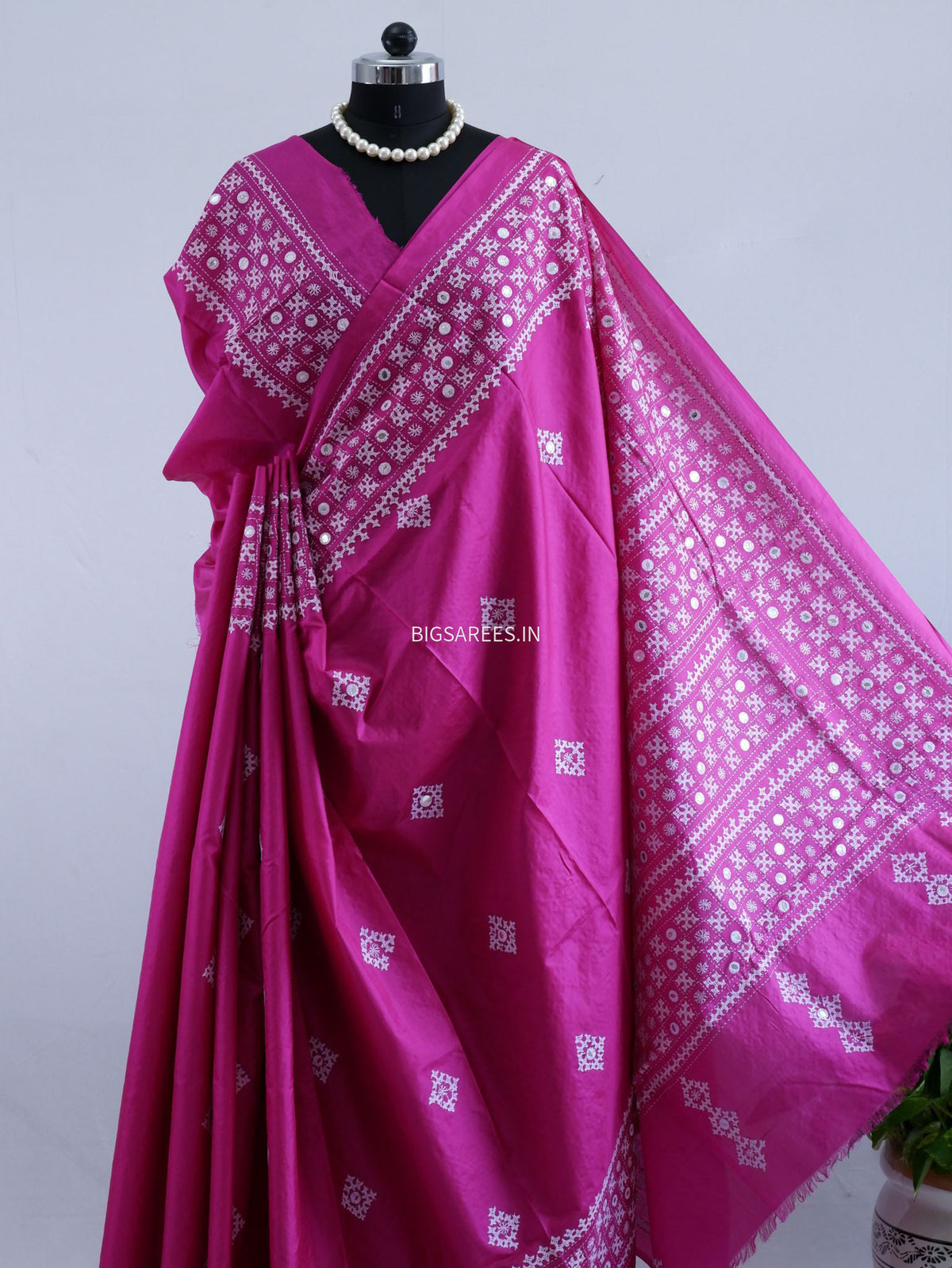 Kutch Hand Embroidered Saree| Pure Bangalore Silk | Silk Marked | Pink