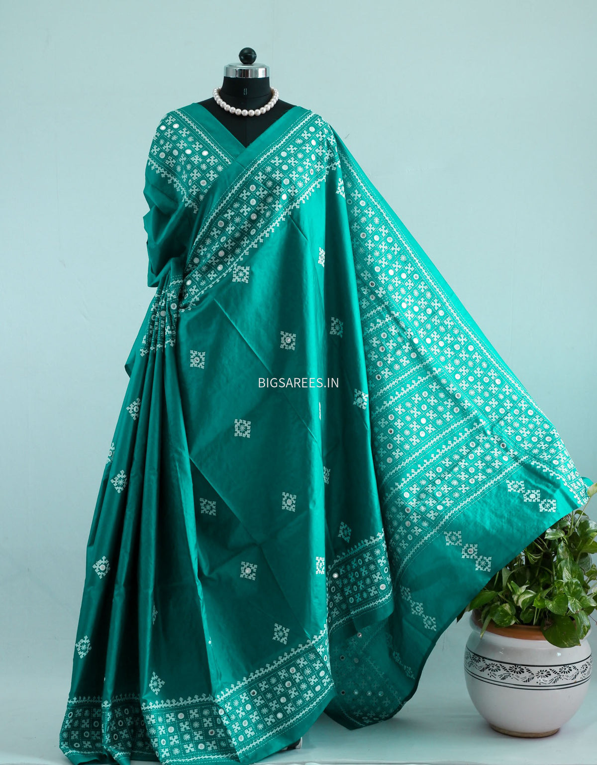 Kutch Hand Embroidered Saree| Pure Bangalore Silk | Silk Marked | Teal