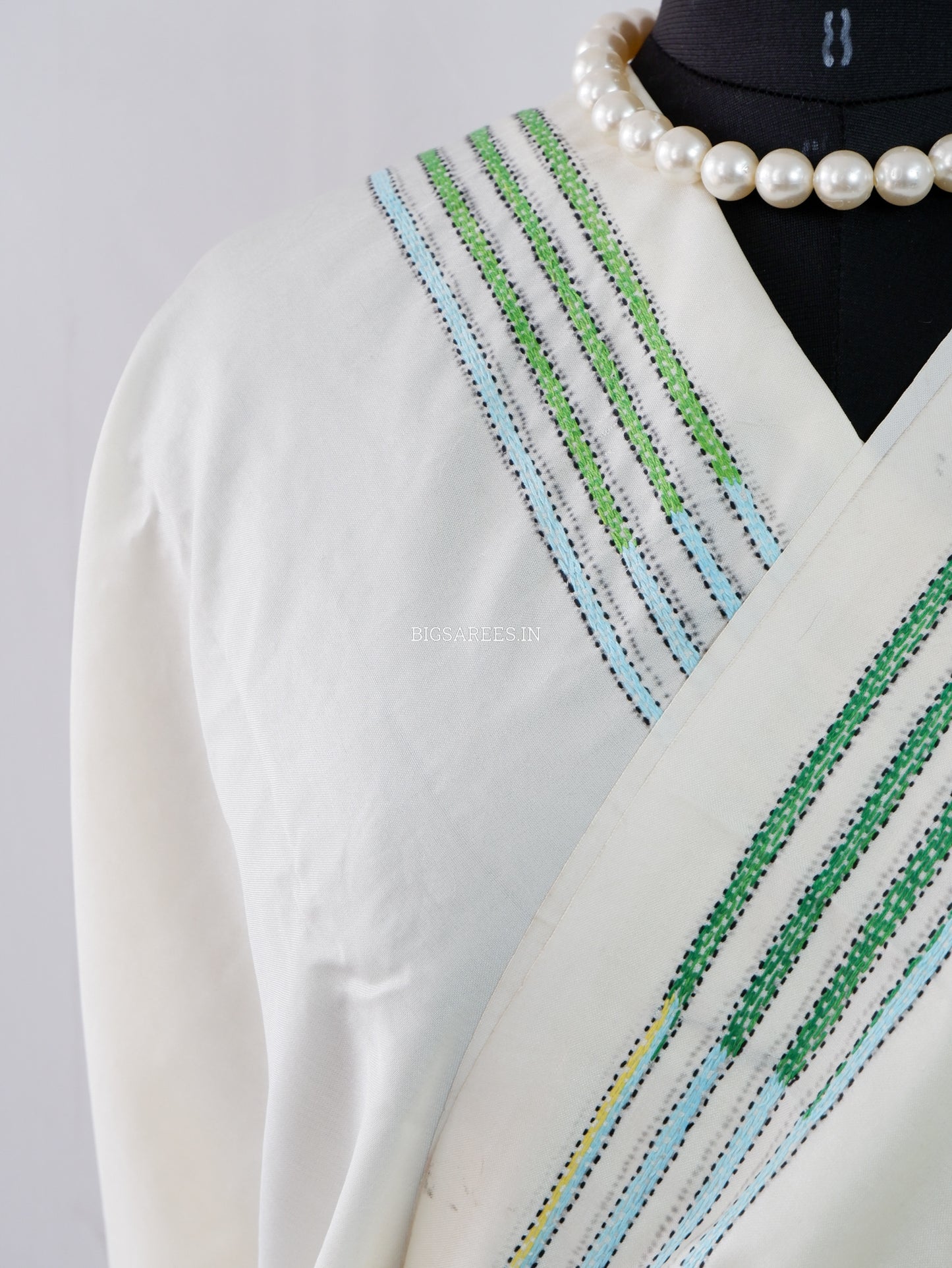 Reverse Kantha Stitch Hand Embroidered Saree | Mix Tussar Silk | Off white
