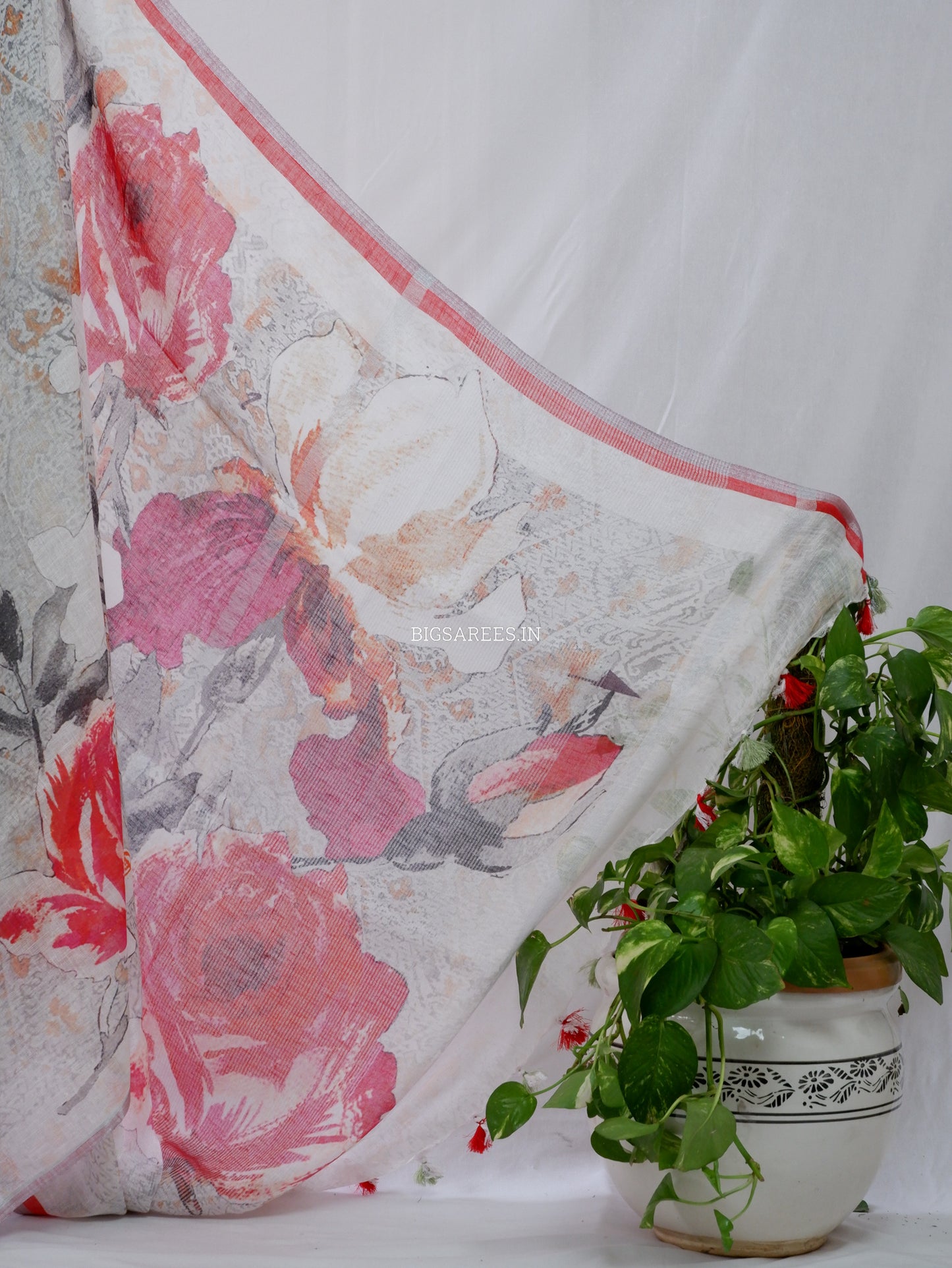Digital Print Saree | Linen by Linen | Grey