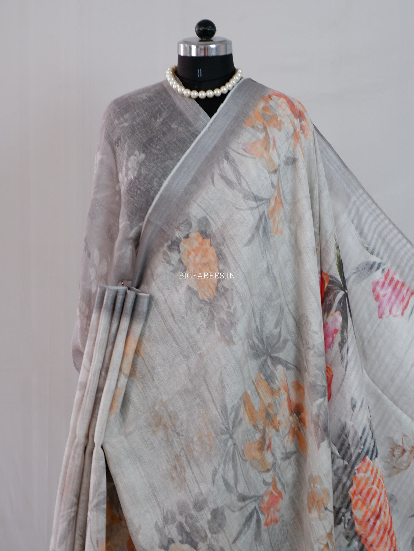 Digital Print Saree | Linen by Linen | Gray