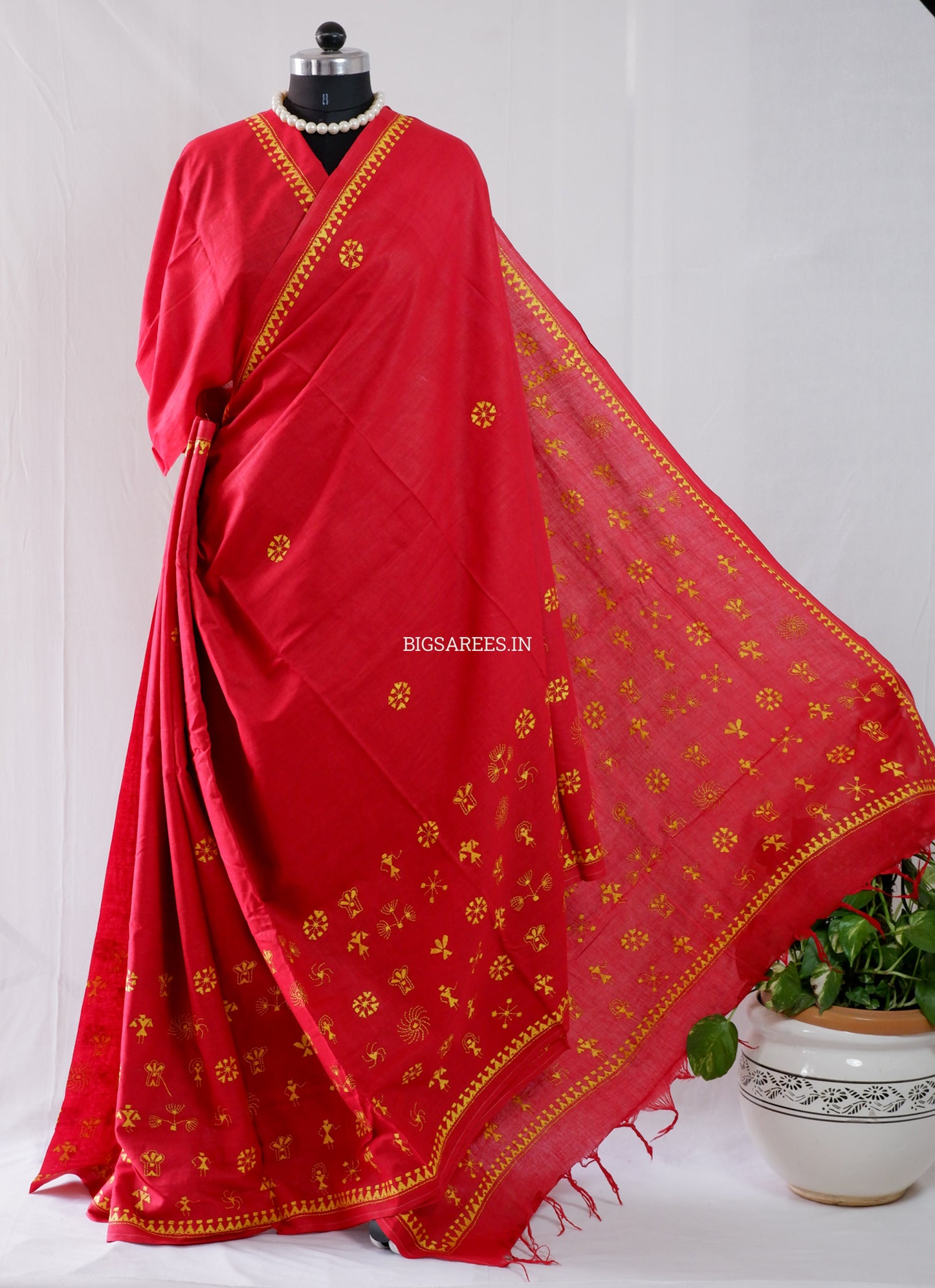 Kantha Stitch Hand-Embroidered Saree | Khadi Cotton | Red