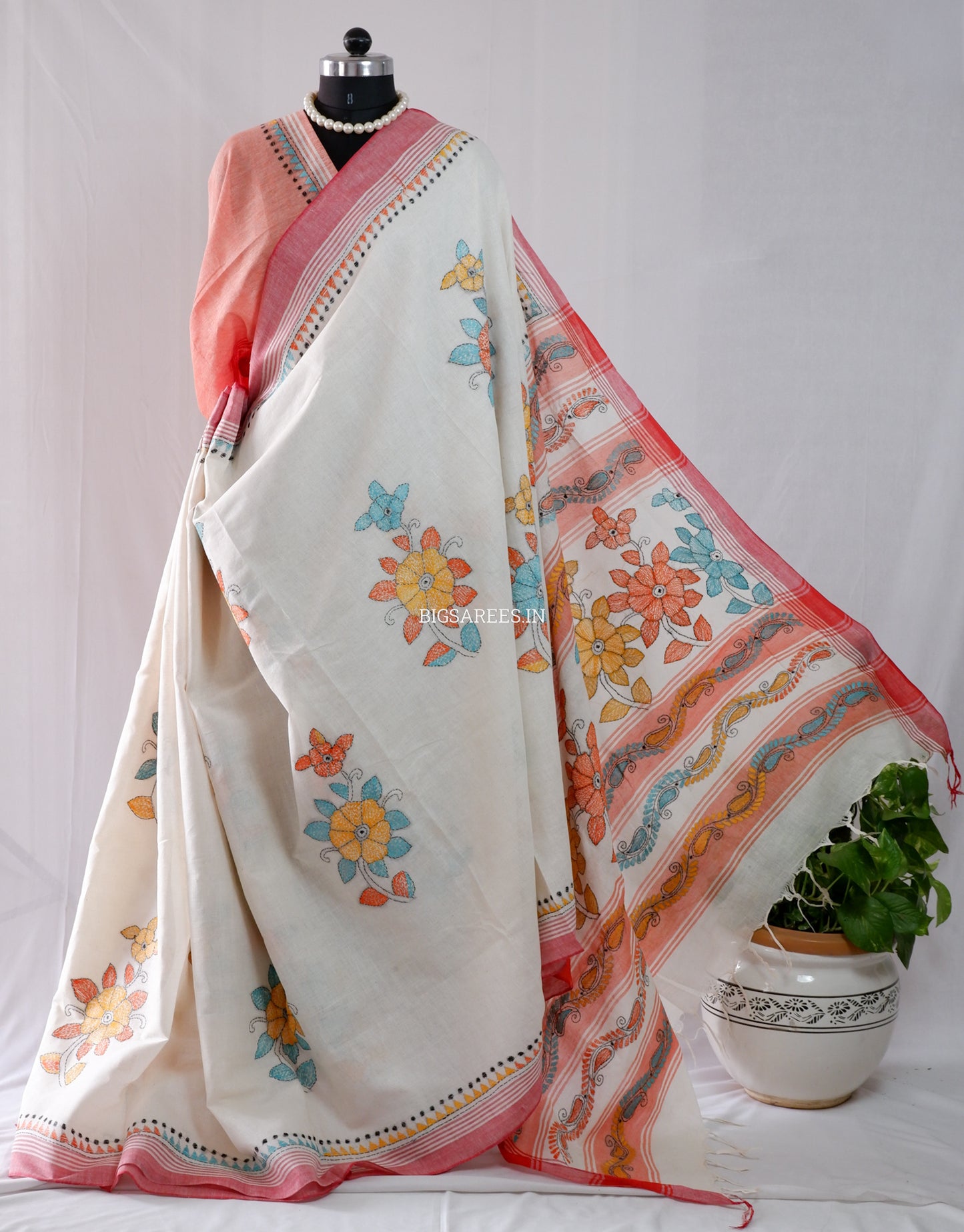 Kantha Stitch Hand-Embroidered Saree | Cotton | White