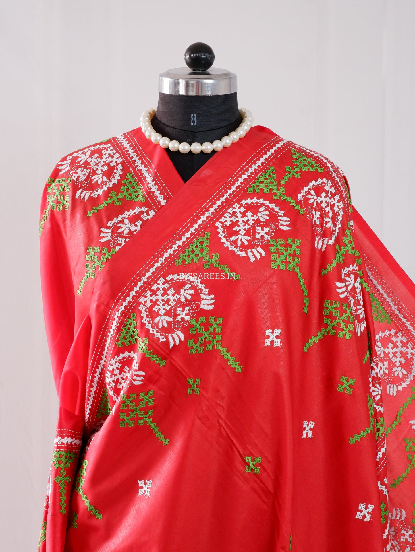 Kutchi/Gujarati Hand Embroidered Saree  | Blended Bangalore Silk / Art Silk | Red
