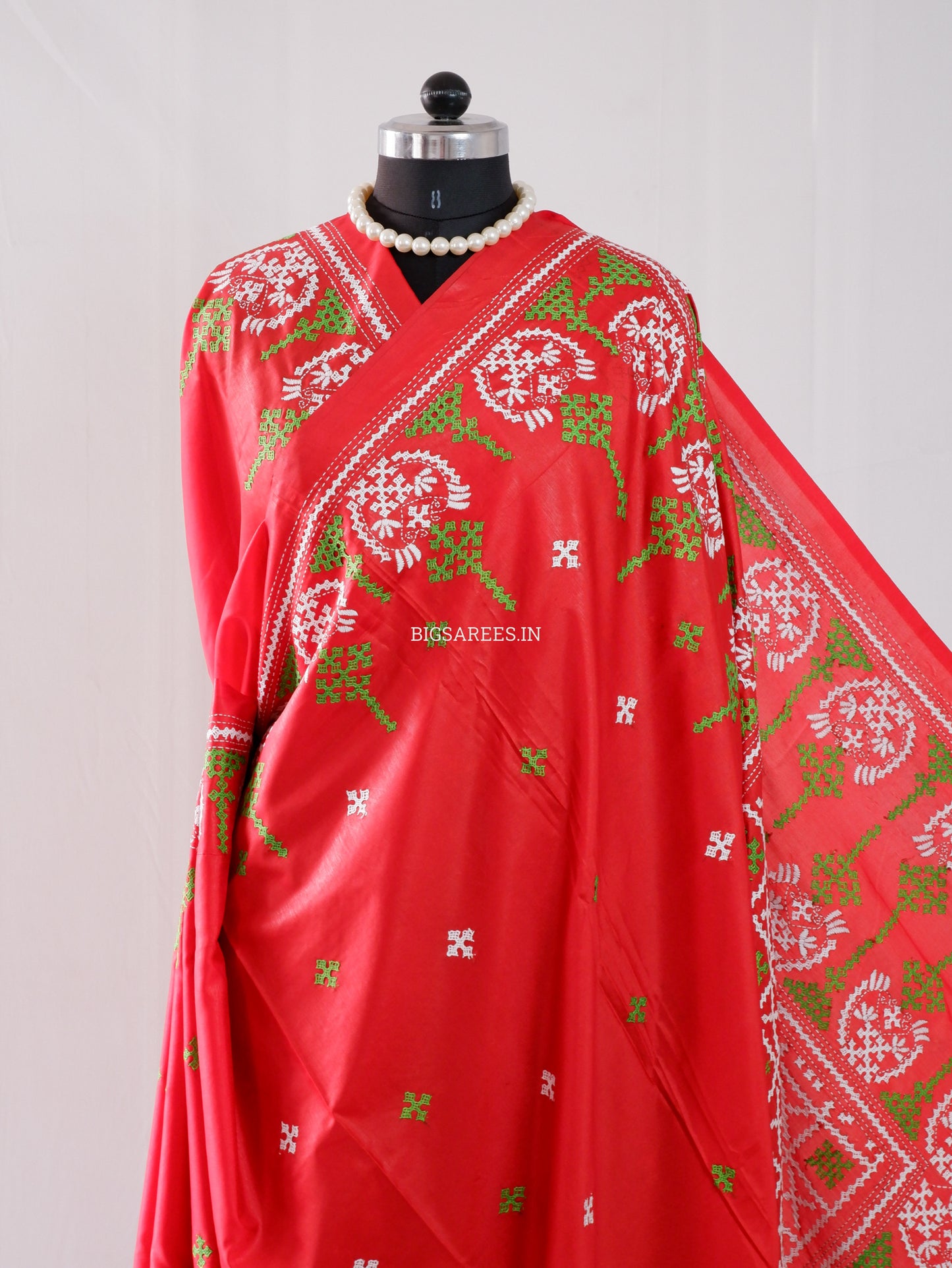 Kutchi/Gujarati Hand Embroidered Saree  | Blended Bangalore Silk / Art Silk | Red