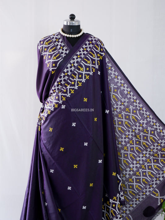 Kutchi/Gujarati Stitch Hand Embroidered Saree | Art Silk | Real Mirror Work | Purple