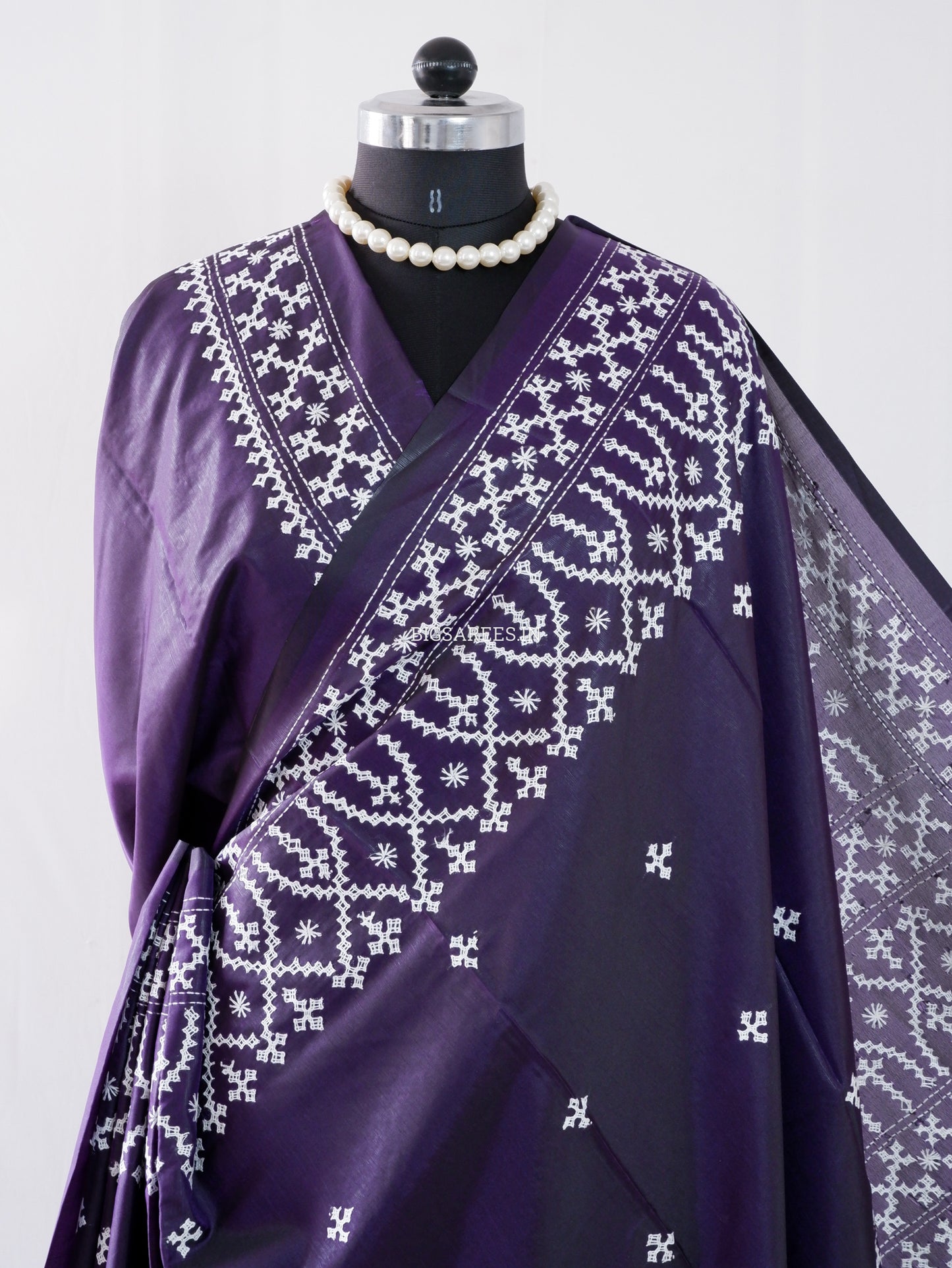 Kutchi/Gujarati Stitch Hand Embroidered Saree | Art Silk | Real Mirror Work | Purple