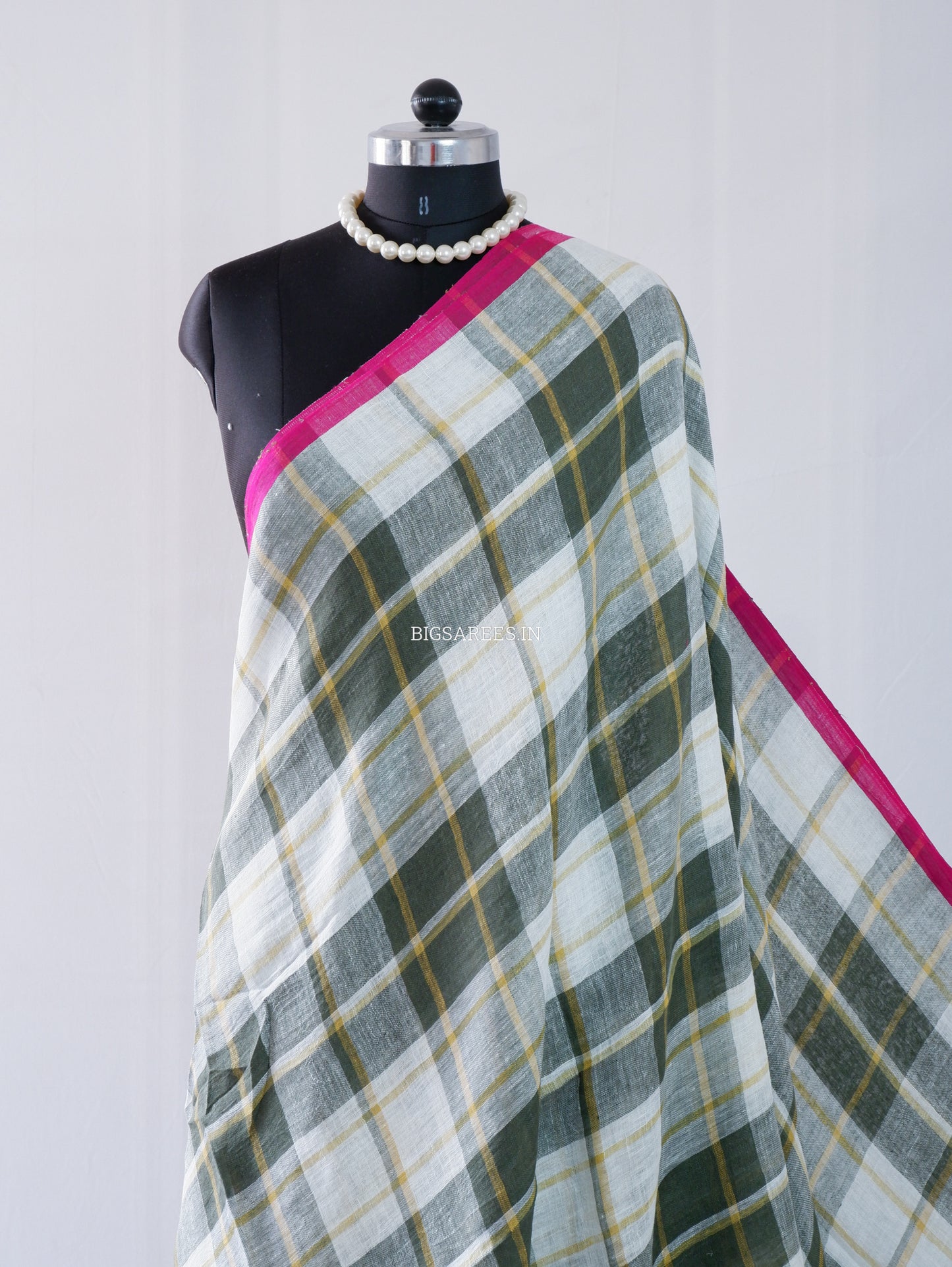 Pure Jayshree Linen Saree | Checks | Green - White