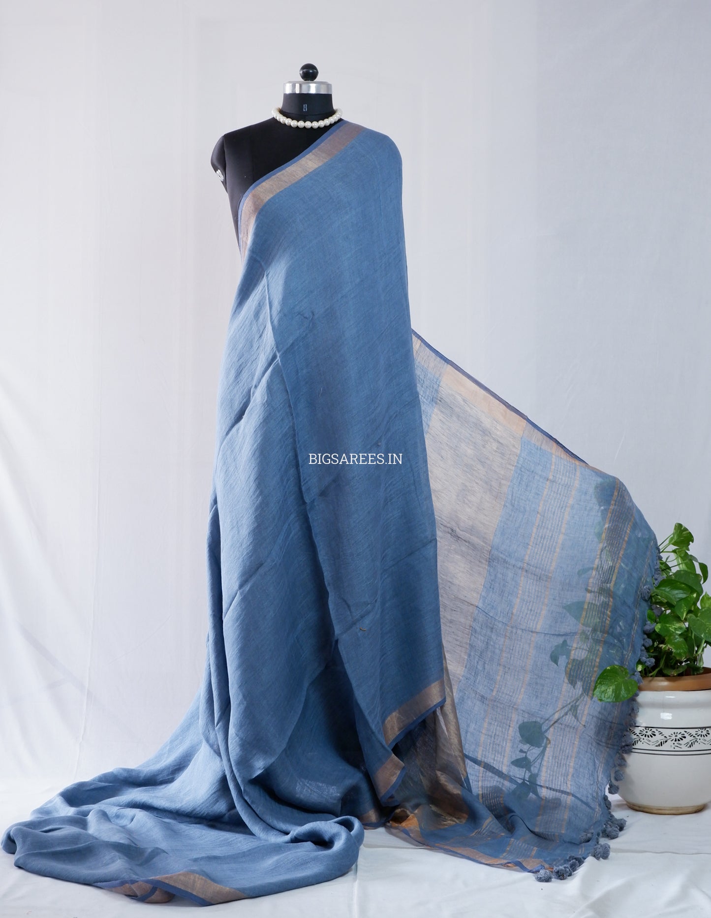 Pure Jayshree Linen Saree | Plain | Muted Blue