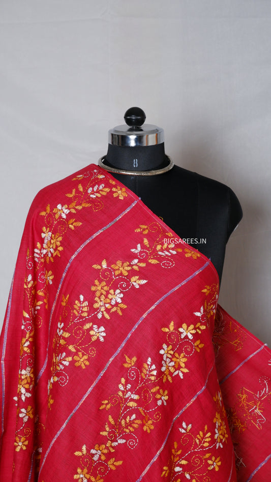 Hand-Embroidered Kantha Dupatta in Pure Khesh Cotton/Red/36"
