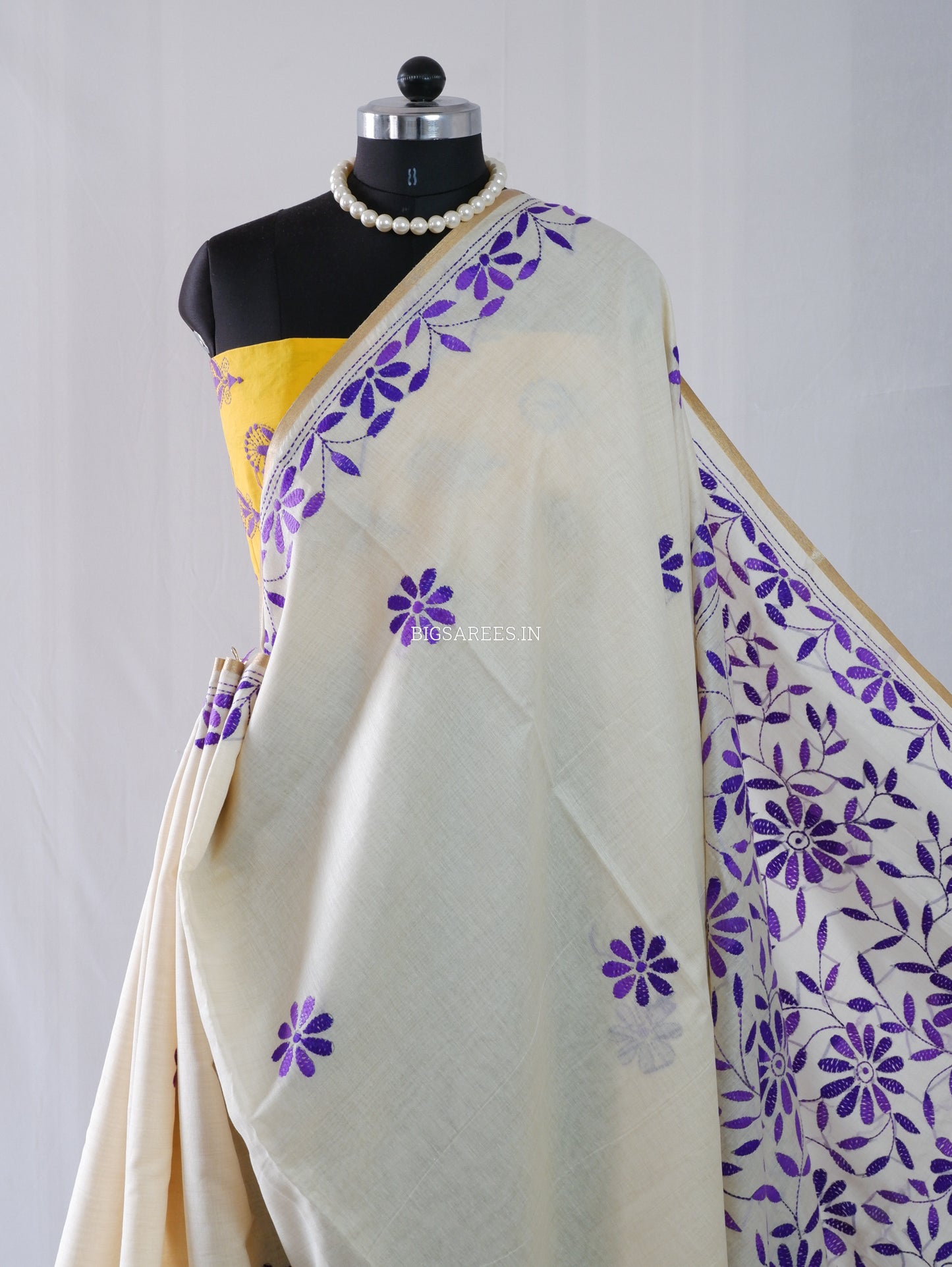 Kantha Stitch Semi Tussar with Blouse | Hand-Embroidered | Off White
