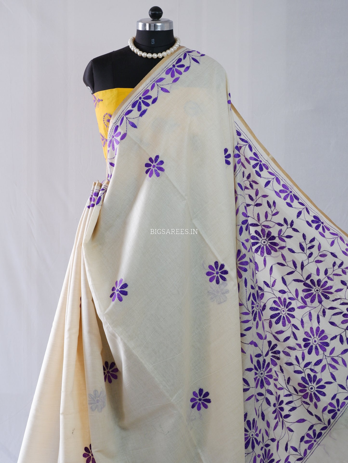 Kantha Stitch Semi Tussar with Blouse | Hand-Embroidered | Off White