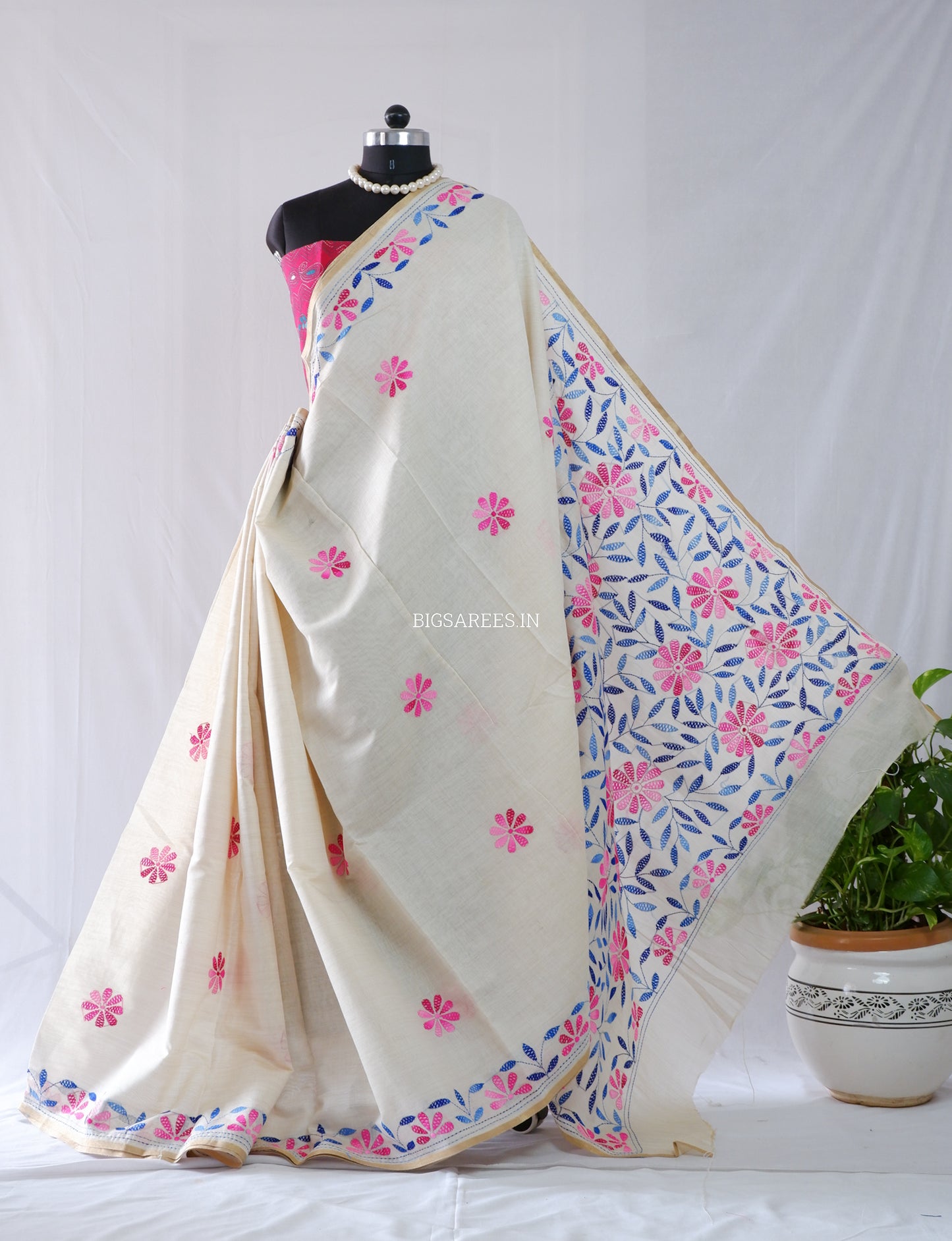 Kantha Stitch Semi Tussar with Blouse | Hand-Embroidered | Off White