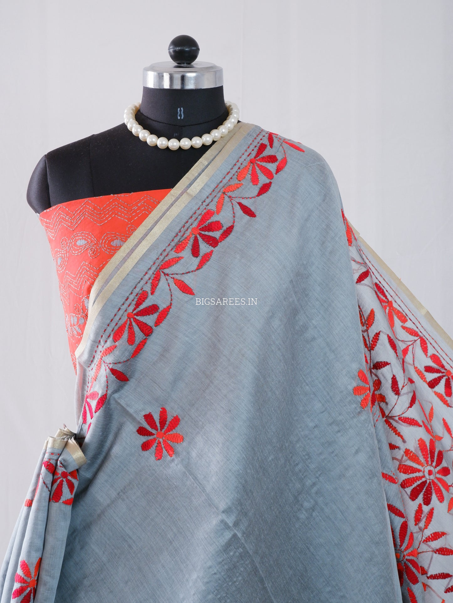 Kantha Stitch Semi Tussar with Blouse | Hand-Embroidered | Grey