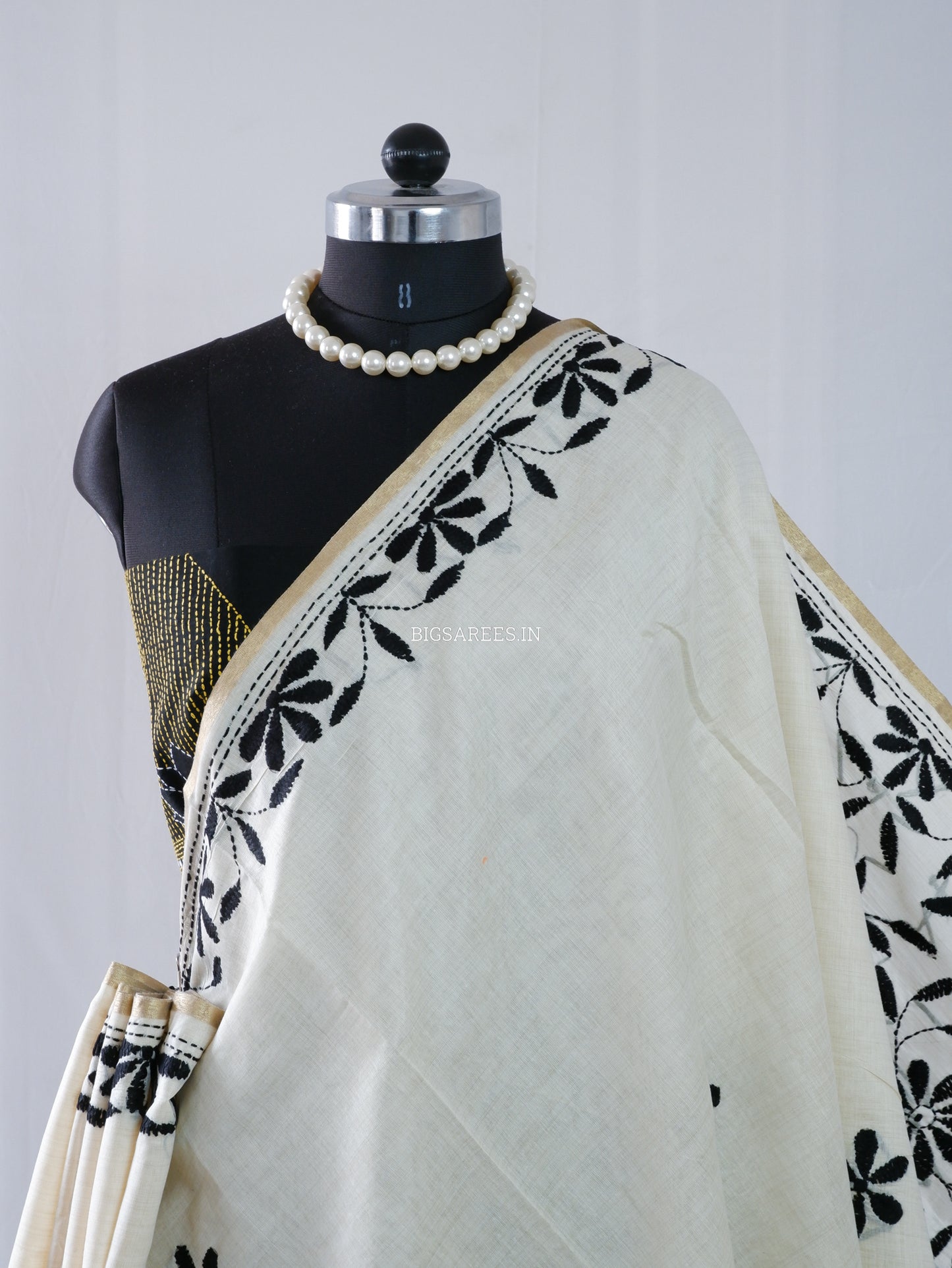 Kantha Stitch Semi Tussar with Blouse | Hand-Embroidered | Off White