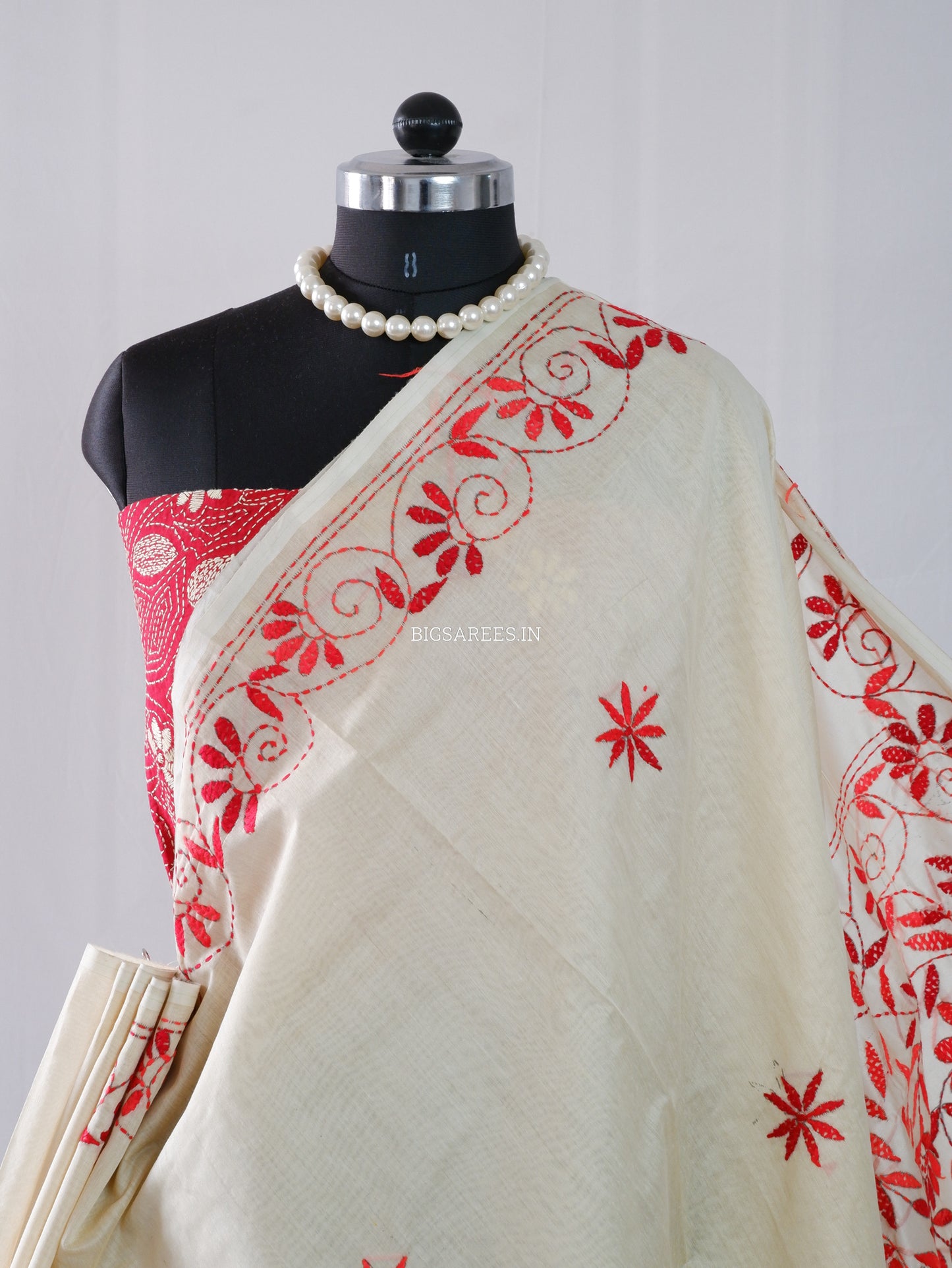 Kantha Stitch Semi Tussar with Blouse | Hand-Embroidered | Off White