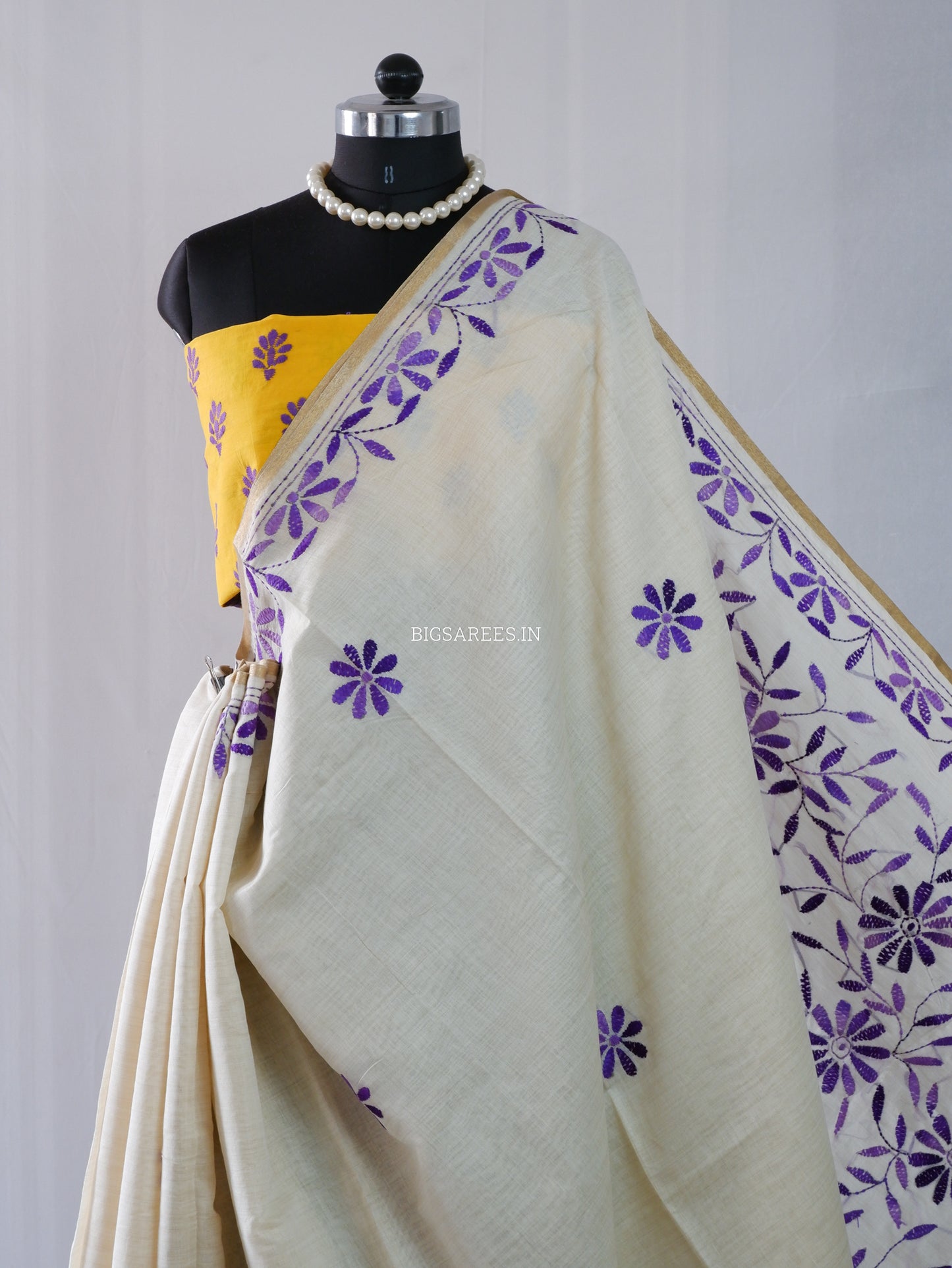 Kantha Stitch Semi Tussar with Blouse | Hand-Embroidered | Off White
