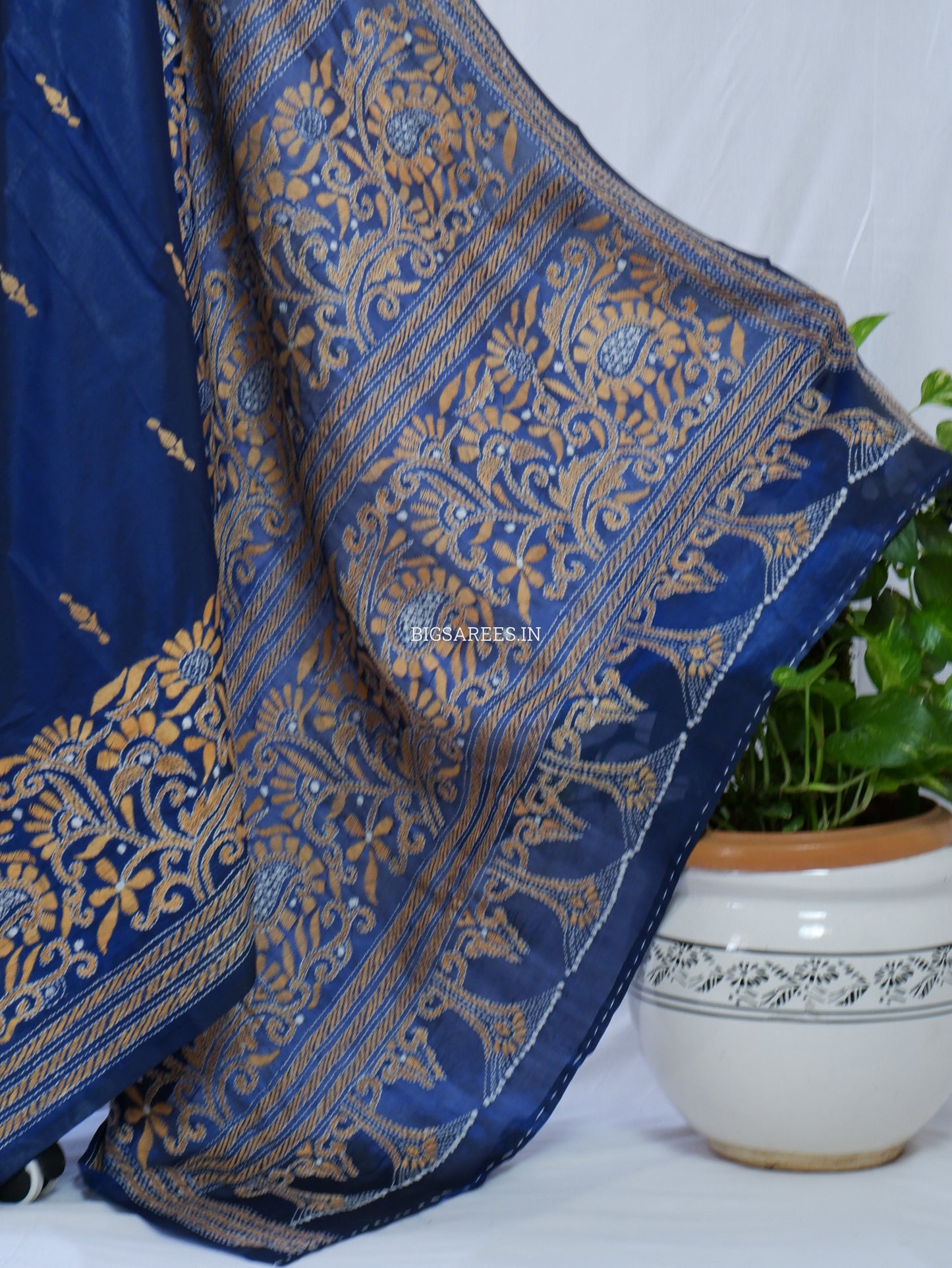 Kantha - Stitch Hand Embroidered Saree | Blended Bangalore Silk / Art Silk | Navy Blue