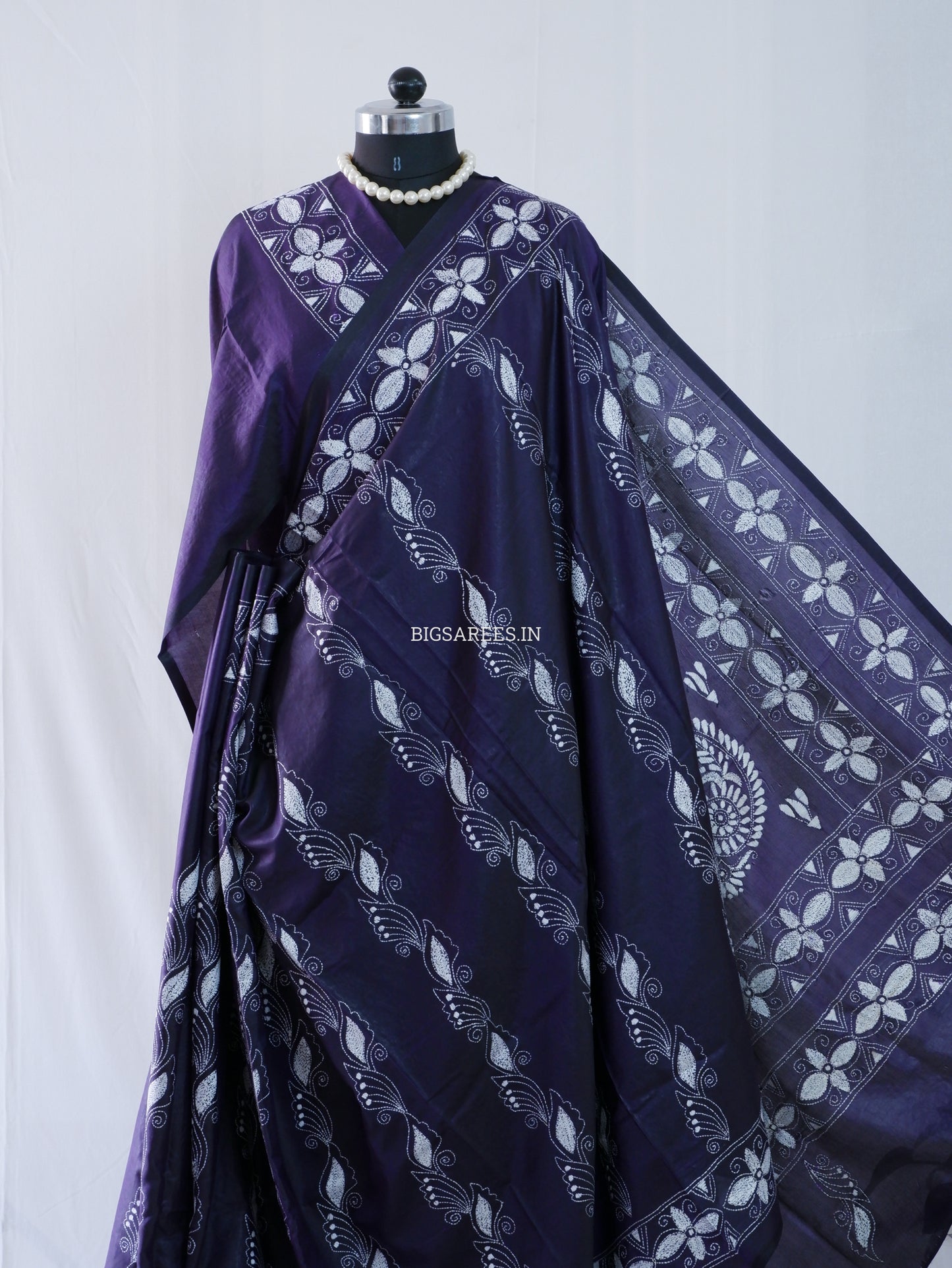 Kantha Stitch Hand Embroidered Saree | Blended Bangalore Silk / Art Silk | Purple