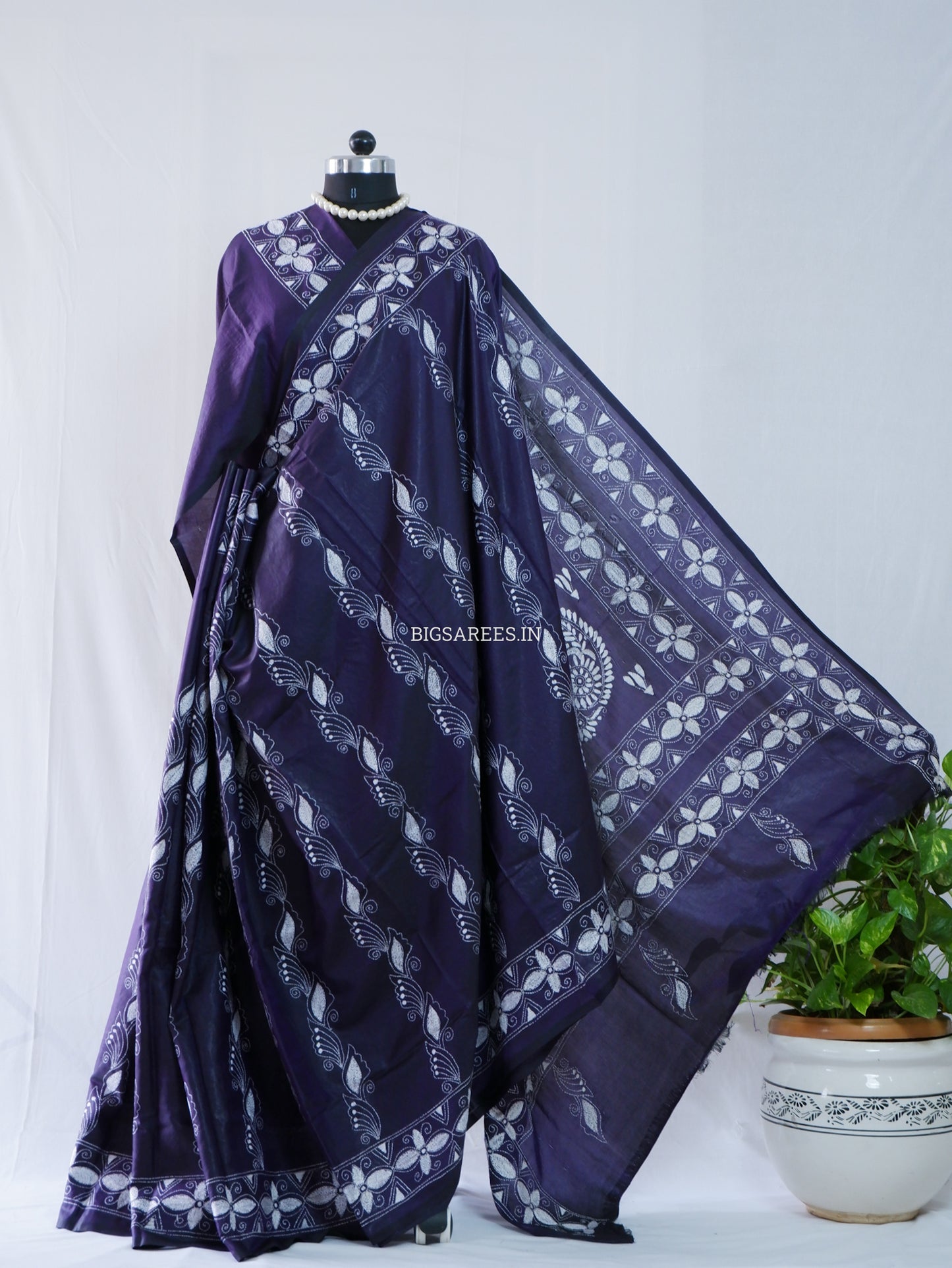 Kantha Stitch Hand Embroidered Saree | Blended Bangalore Silk / Art Silk | Purple