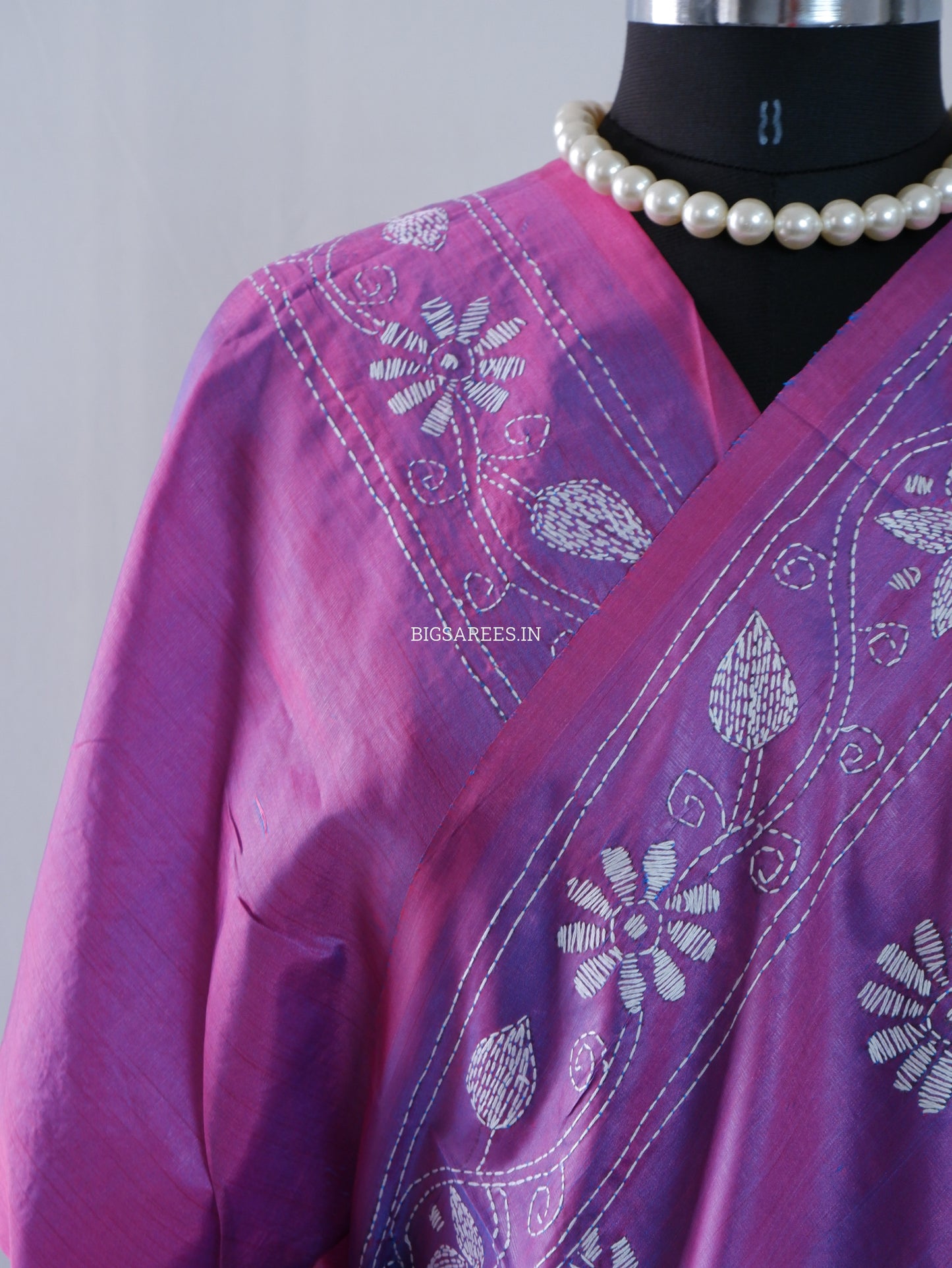 Kantha Stitch Hand Embroidered Saree | Blended Bangalore Silk / Art Silk | Violet-Blue (Dual Tone)