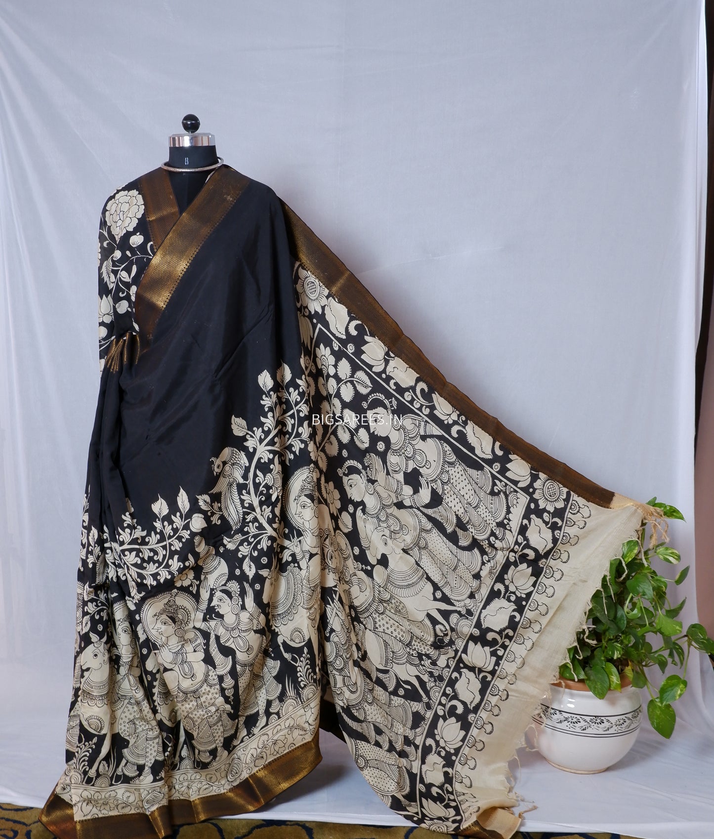 Hand-Painted Pen Kalamkari Saree in Pure Mangalgiri Silk