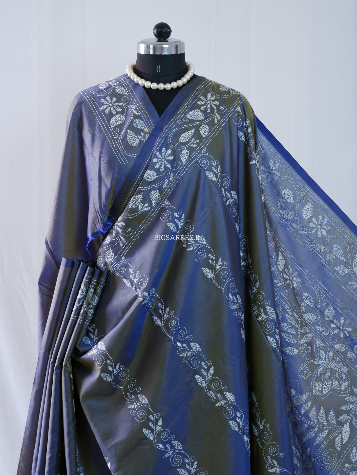 Kantha - Stitch Hand Embroidered Saree | Blended Bangalore Silk / Art Silk | Elegant Blue - Green (Dual Tone))