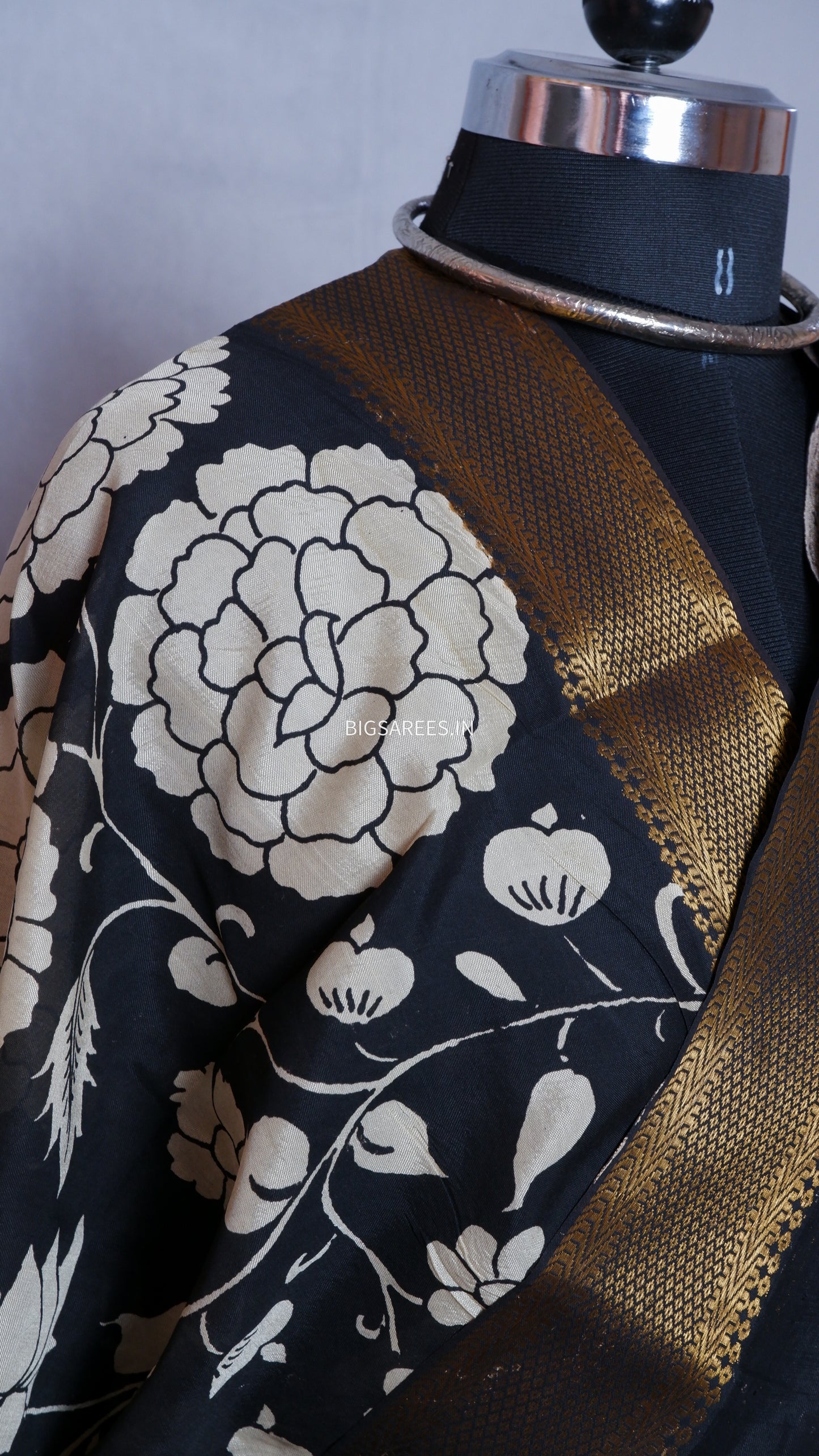 Hand-Painted Pen Kalamkari Saree in Pure Mangalgiri Silk
