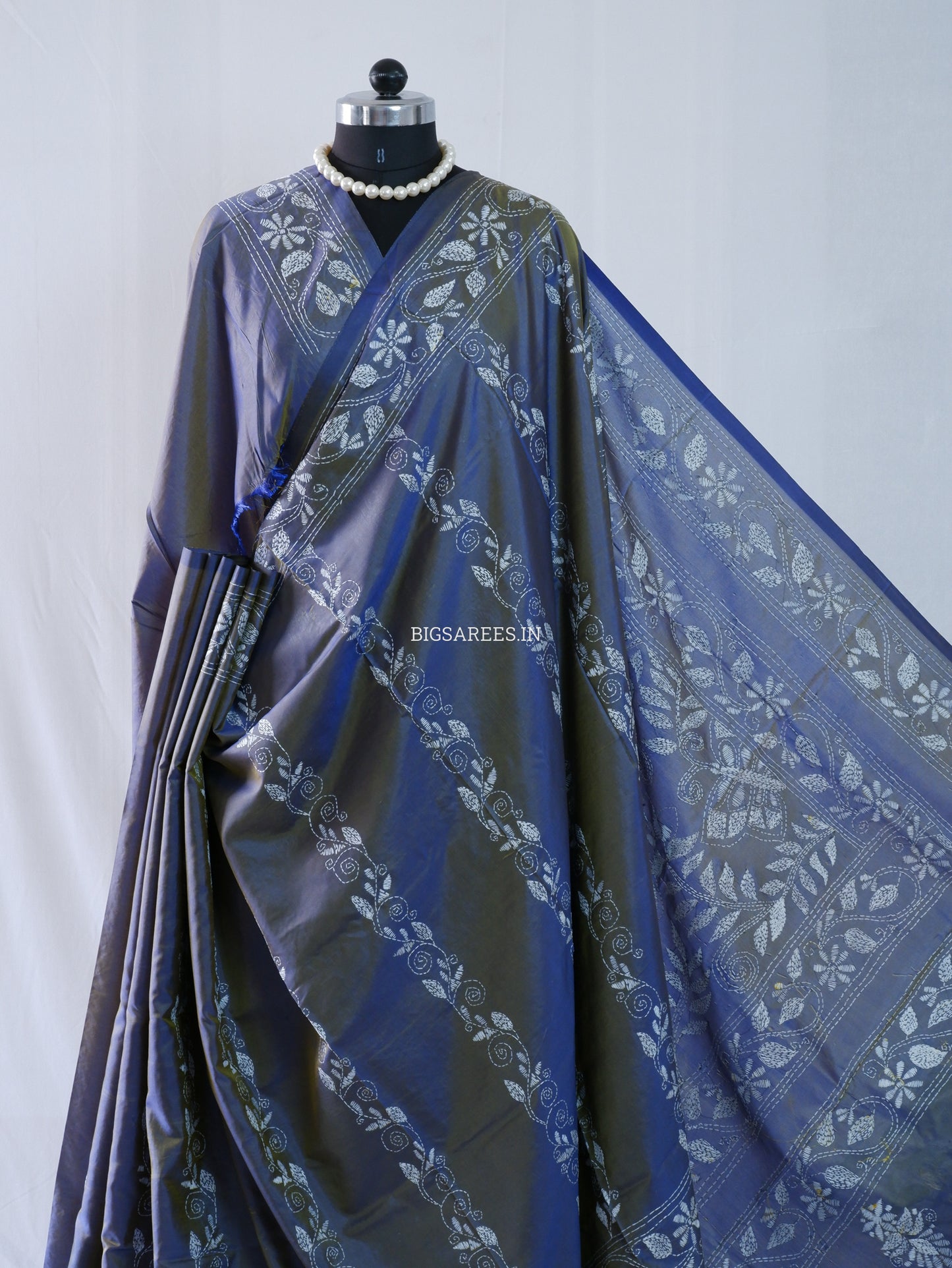 Kantha - Stitch Hand Embroidered Saree | Blended Bangalore Silk / Art Silk | Elegant Blue - Green (Dual Tone))