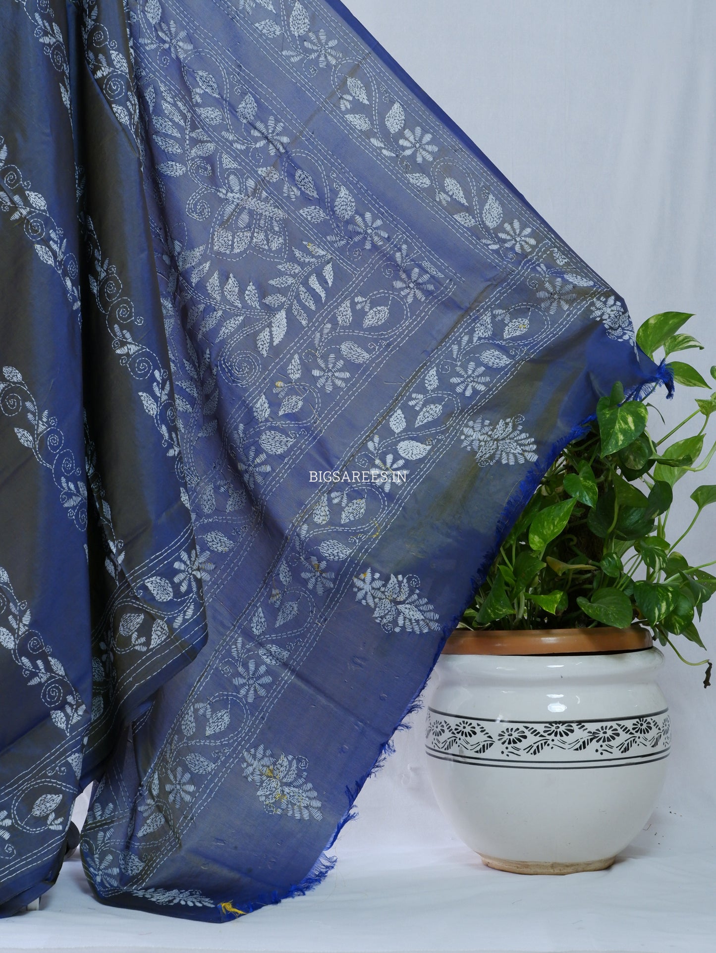 Kantha - Stitch Hand Embroidered Saree | Blended Bangalore Silk / Art Silk | Elegant Blue - Green (Dual Tone))