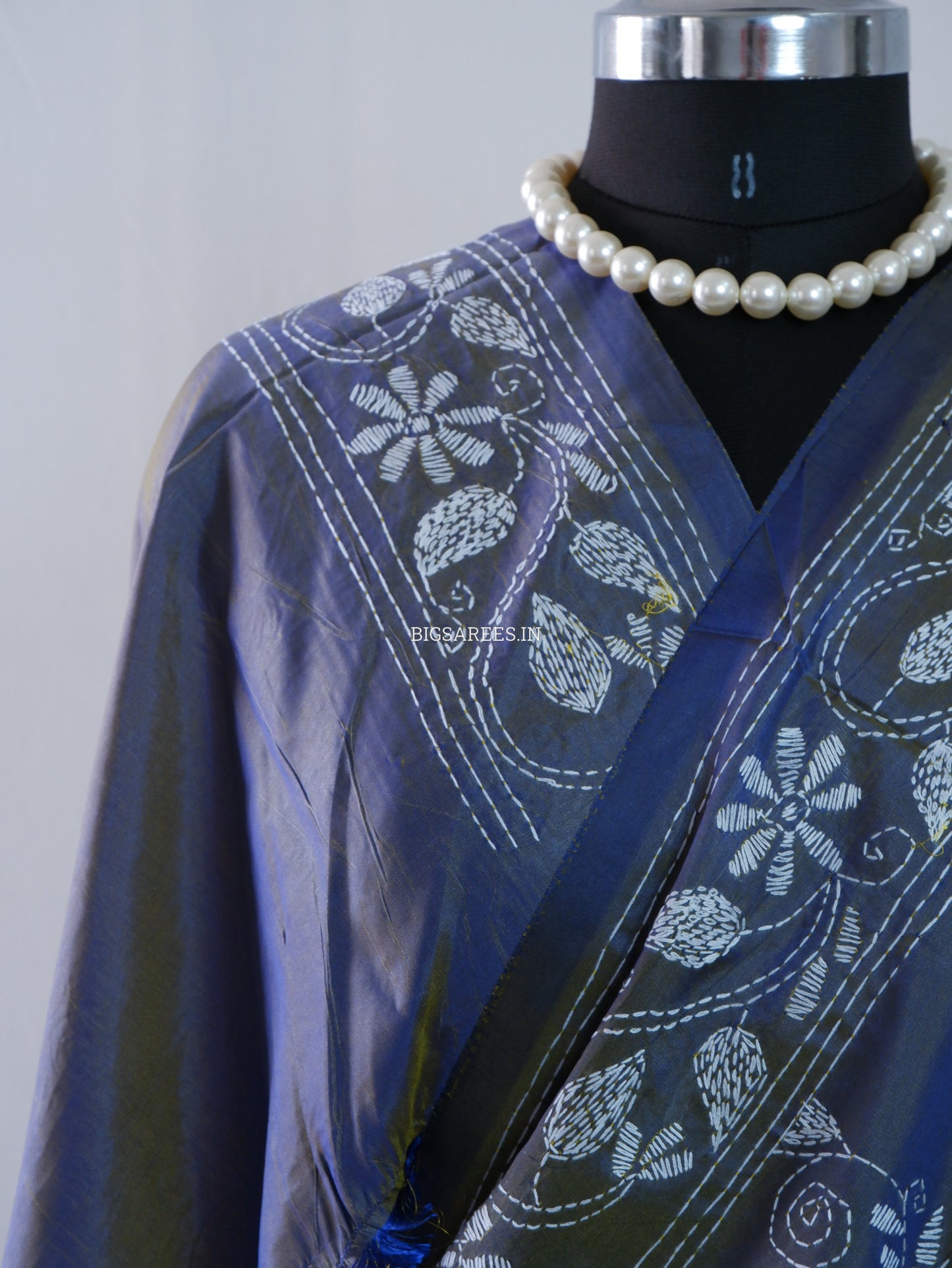 Kantha - Stitch Hand Embroidered Saree | Blended Bangalore Silk / Art Silk | Elegant Blue - Green (Dual Tone))