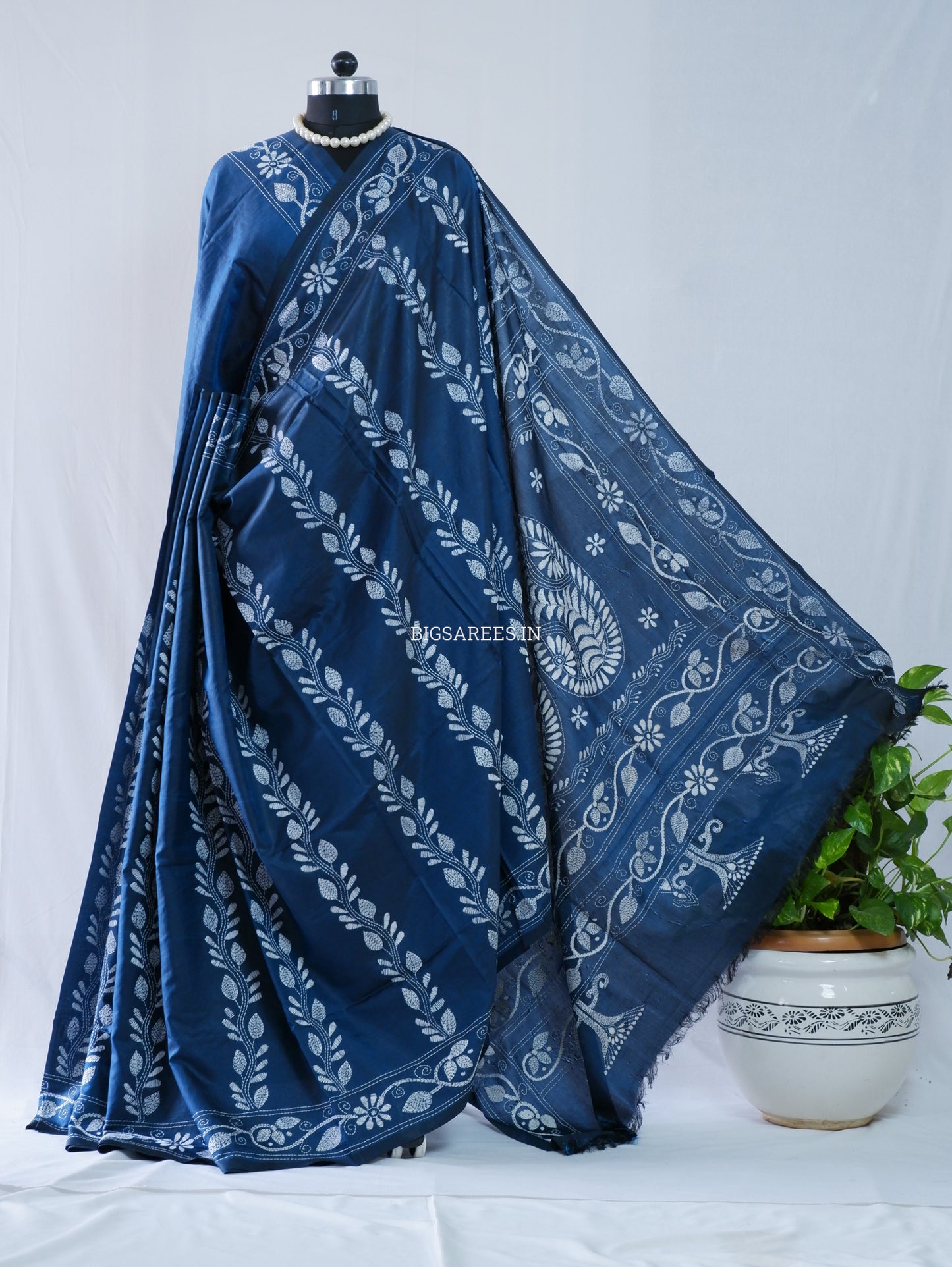 Kantha Stitch Hand Embroidered Saree | Blended Bangalore Silk / Art Silk | Blue