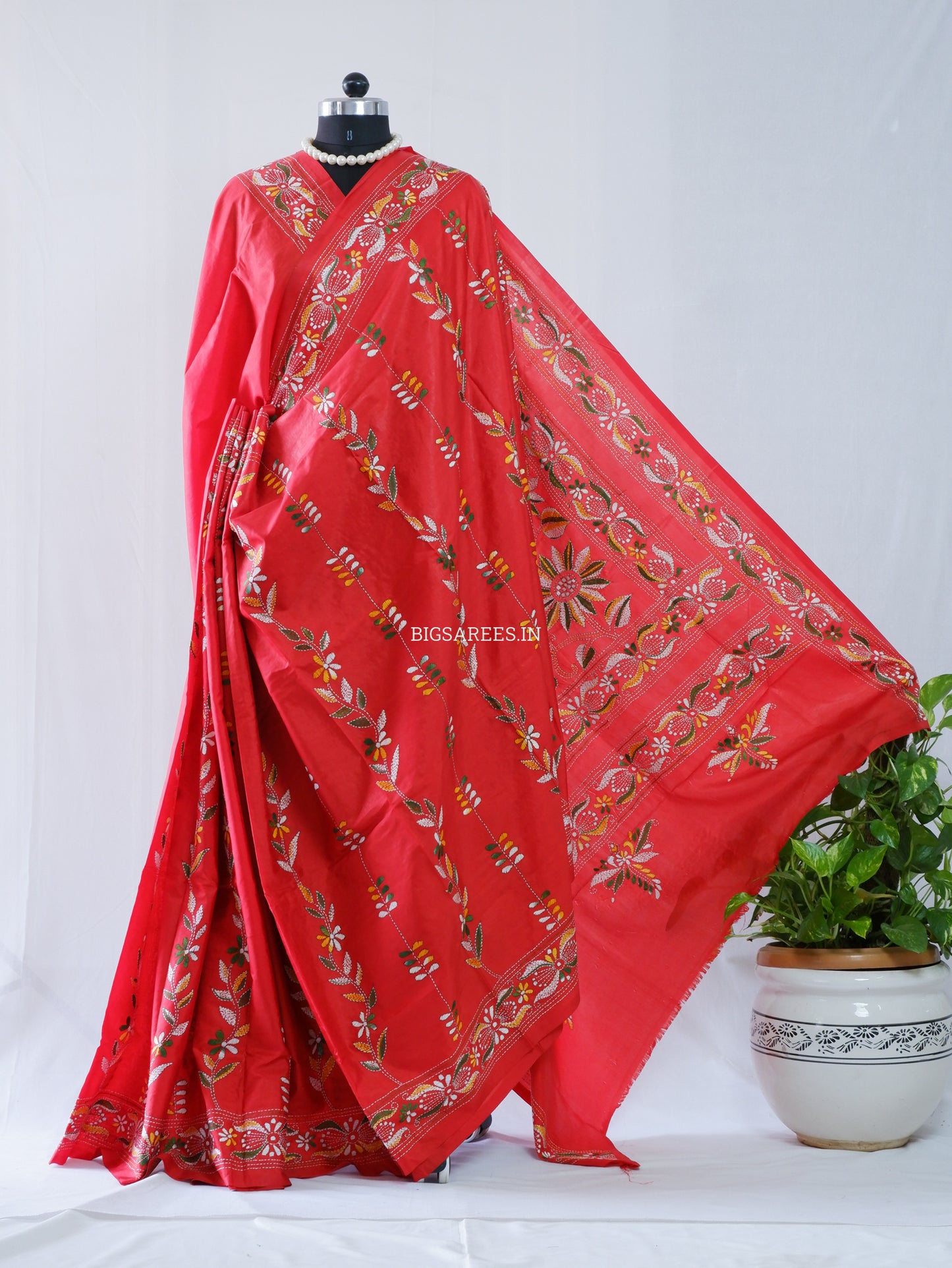 Kantha-Stitch Hand Embroidered Saree | Blended Bangalore Silk / Art Silk | Red