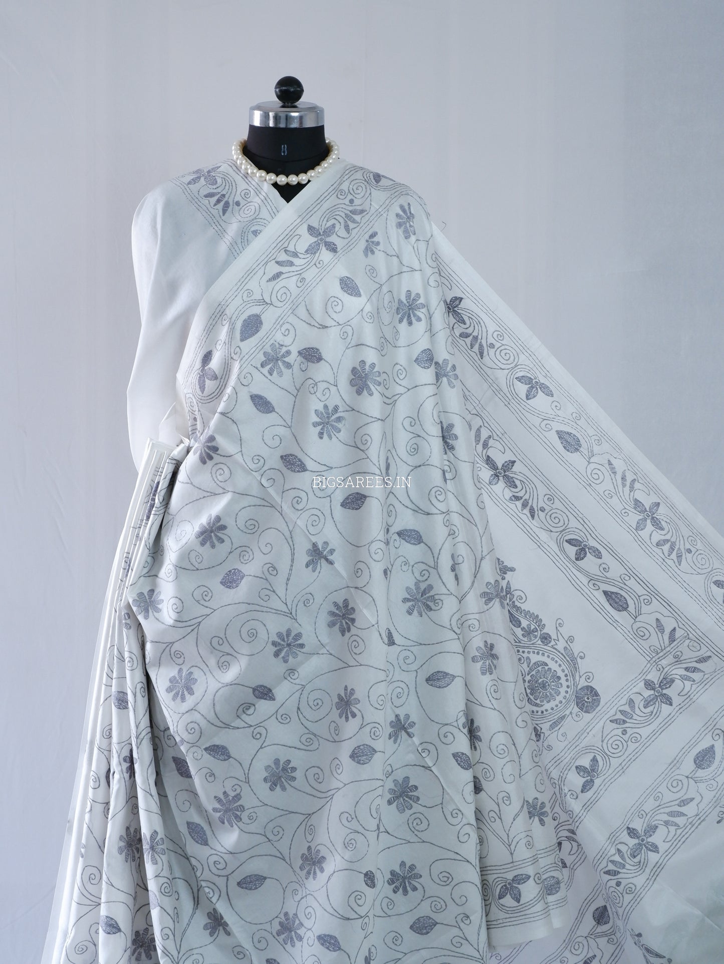 Kantha Stitch Hand Embroidered Saree | Blended Bangalore Silk / Art Silk | White