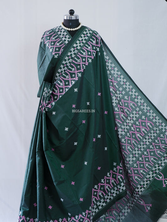 Kutchi/Gujarati Hand Embroidered Saree  | Blended Bangalore Silk / Art Silk | Forest Green