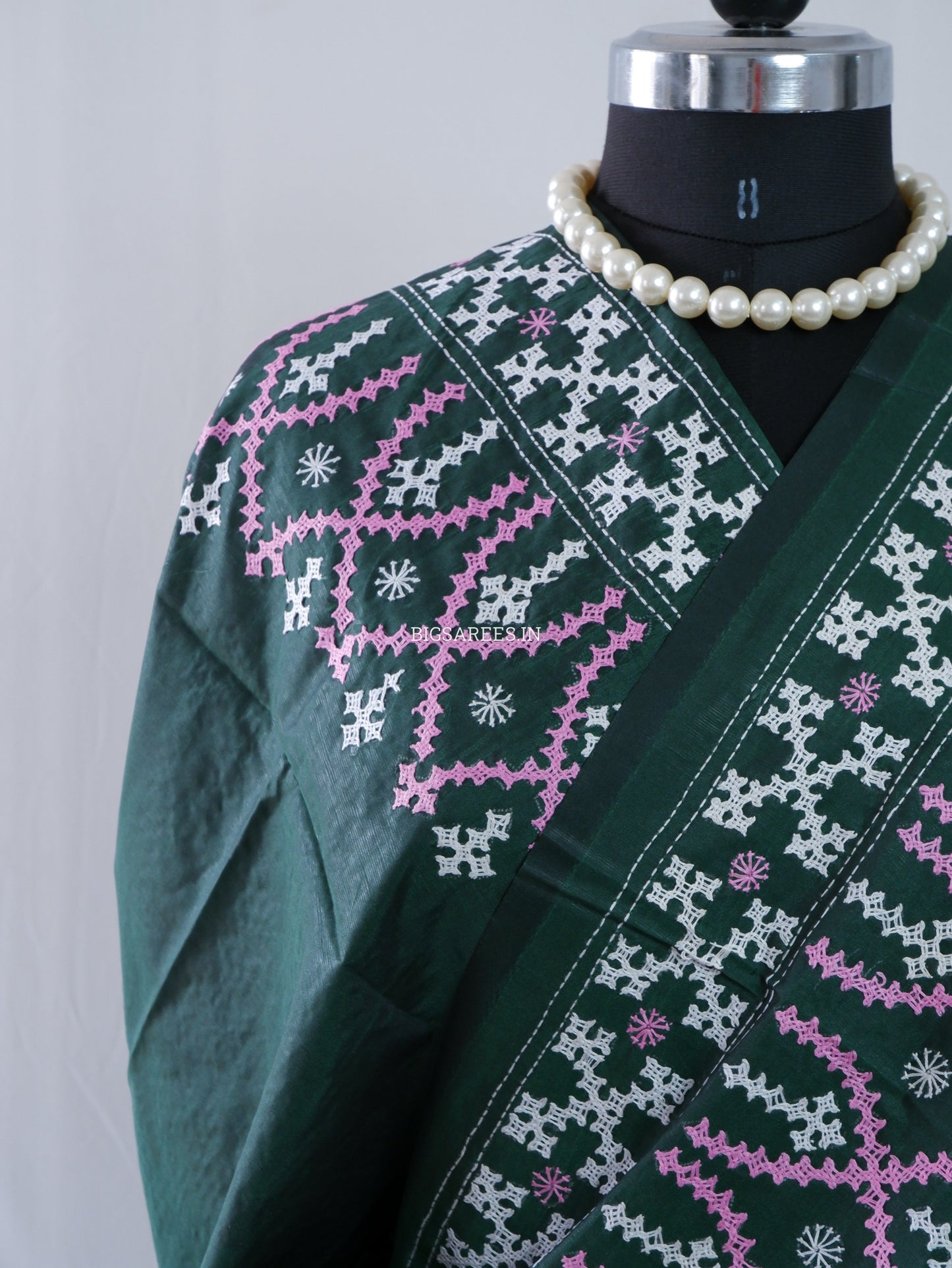Kutchi/Gujarati Hand Embroidered Saree  | Blended Bangalore Silk / Art Silk | Forest Green