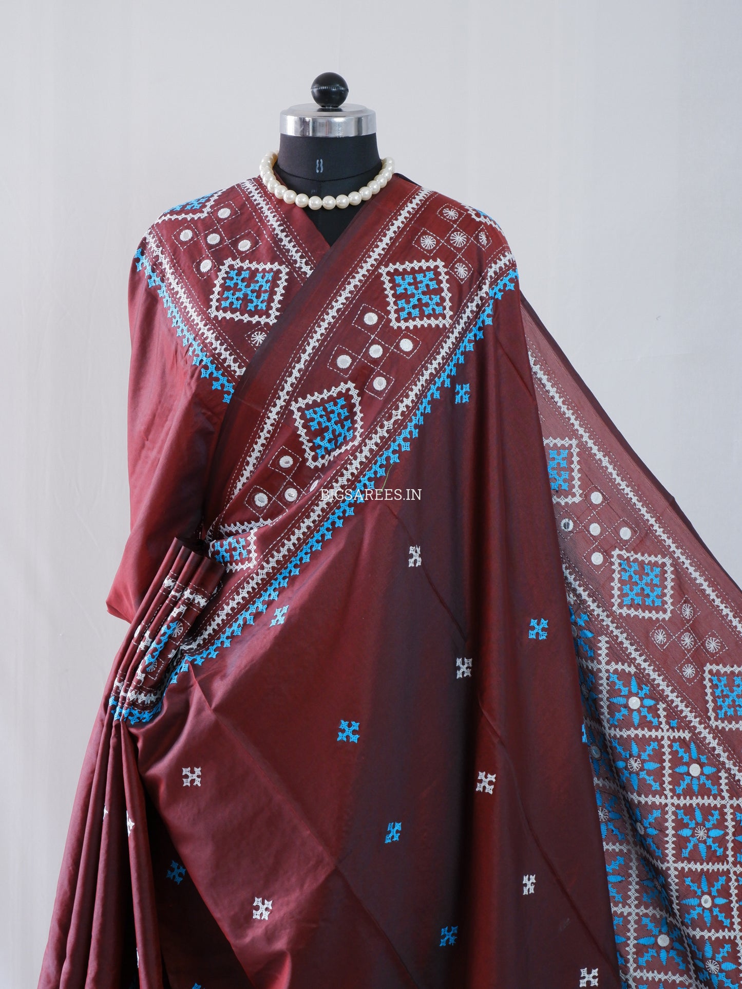 Kutchi/Gujarati Stitch Hand Embroidered Saree | Art Silk | Foil Mirror | Maroon