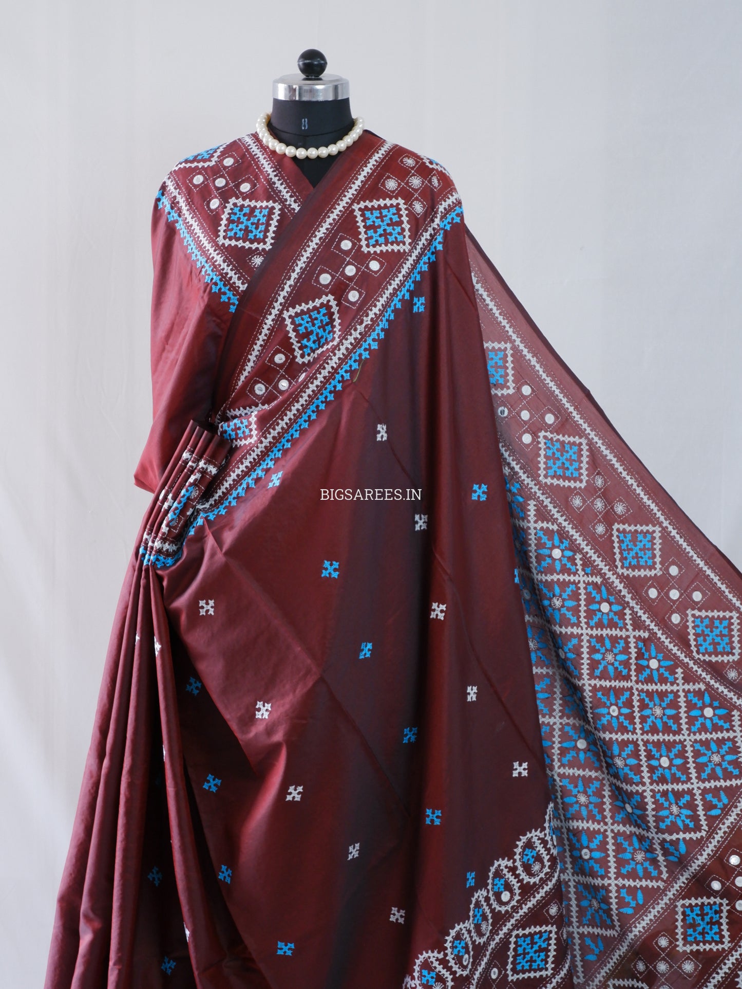 Kutchi/Gujarati Stitch Hand Embroidered Saree | Art Silk | Foil Mirror | Maroon