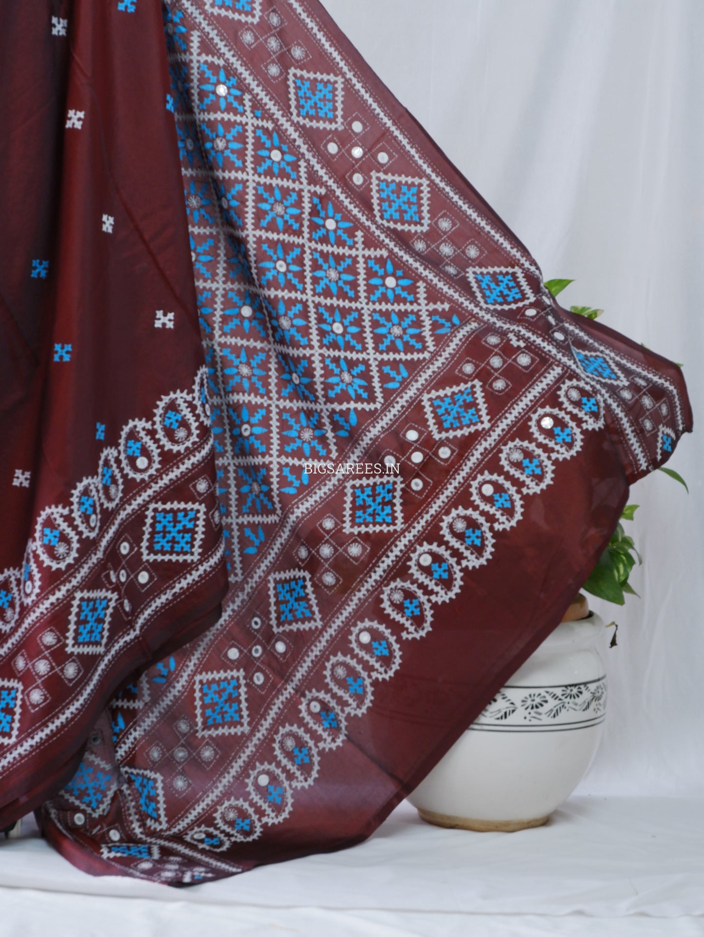 Kutchi/Gujarati Stitch Hand Embroidered Saree | Art Silk | Foil Mirror | Maroon
