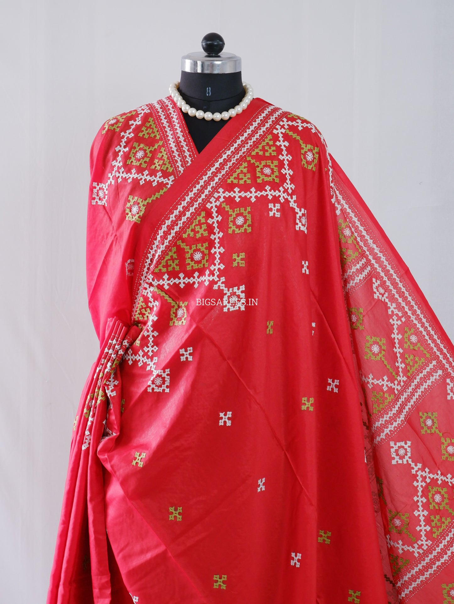 Kutchi/Gujarati Hand Embroidered Saree  | Blended Bangalore Silk / Art Silk | Red
