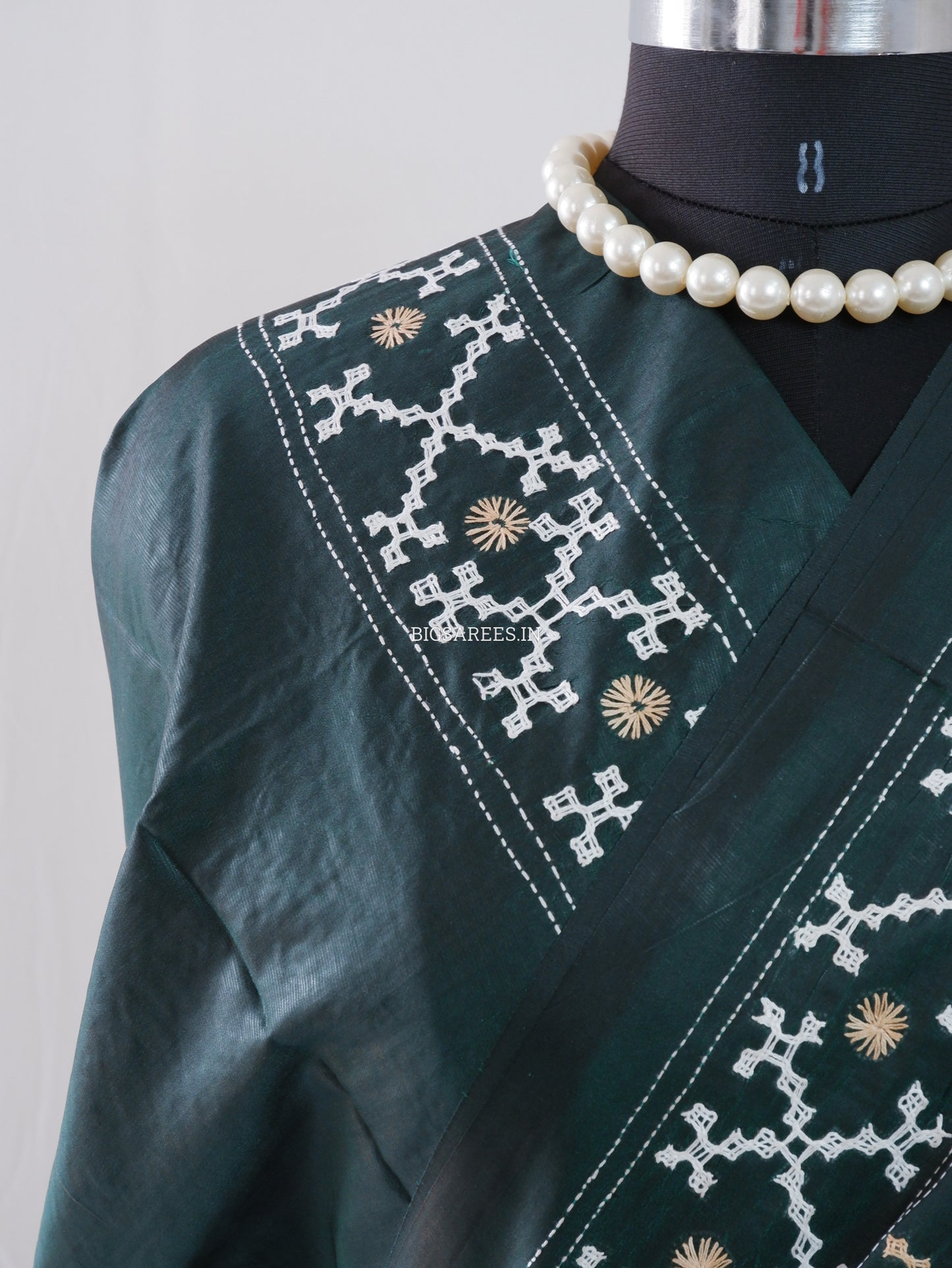 Kutchi/Gujarati Hand Embroidered Saree  | Blended Bangalore Silk / Art Silk | Forest Green
