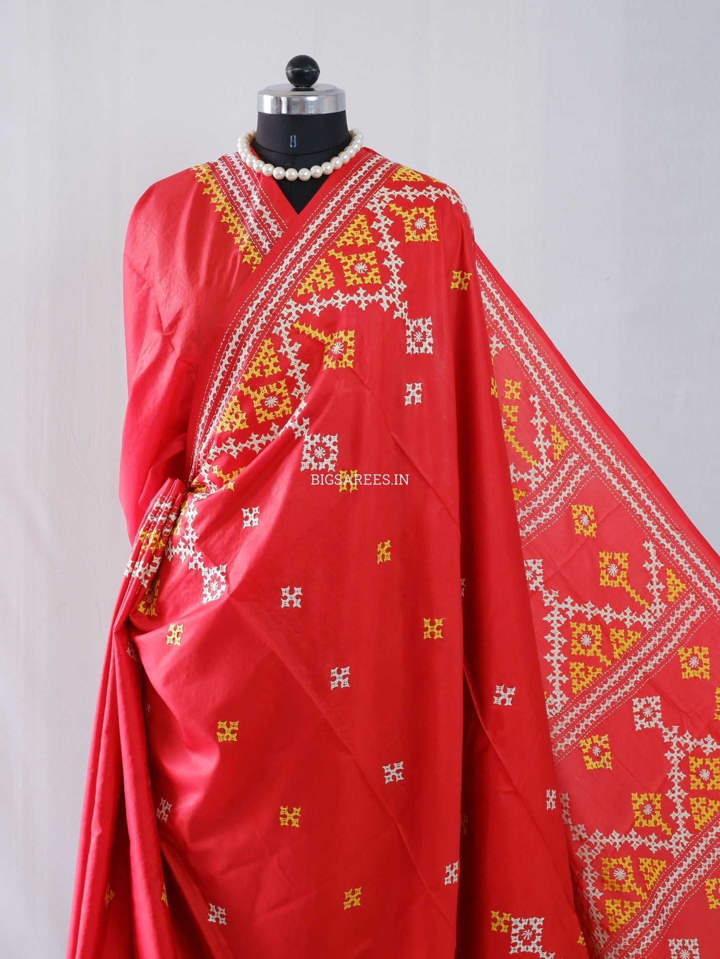 Kutchi/Gujarati Hand Embroidered Saree  | Blended Bangalore Silk / Art Silk | Red