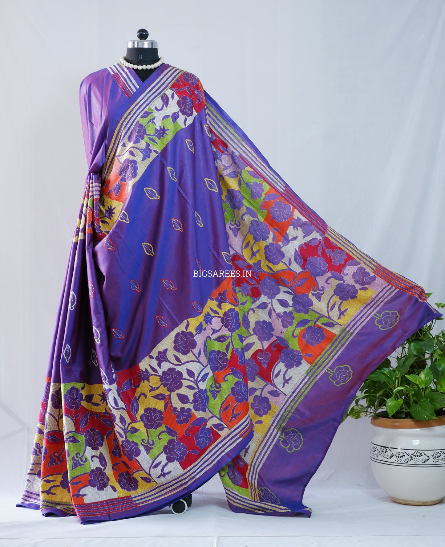 Reverse Kantha Hand Embroidered Sarees | Blended Banglore Silk/Art Silk | Purple(Dual Tone)
