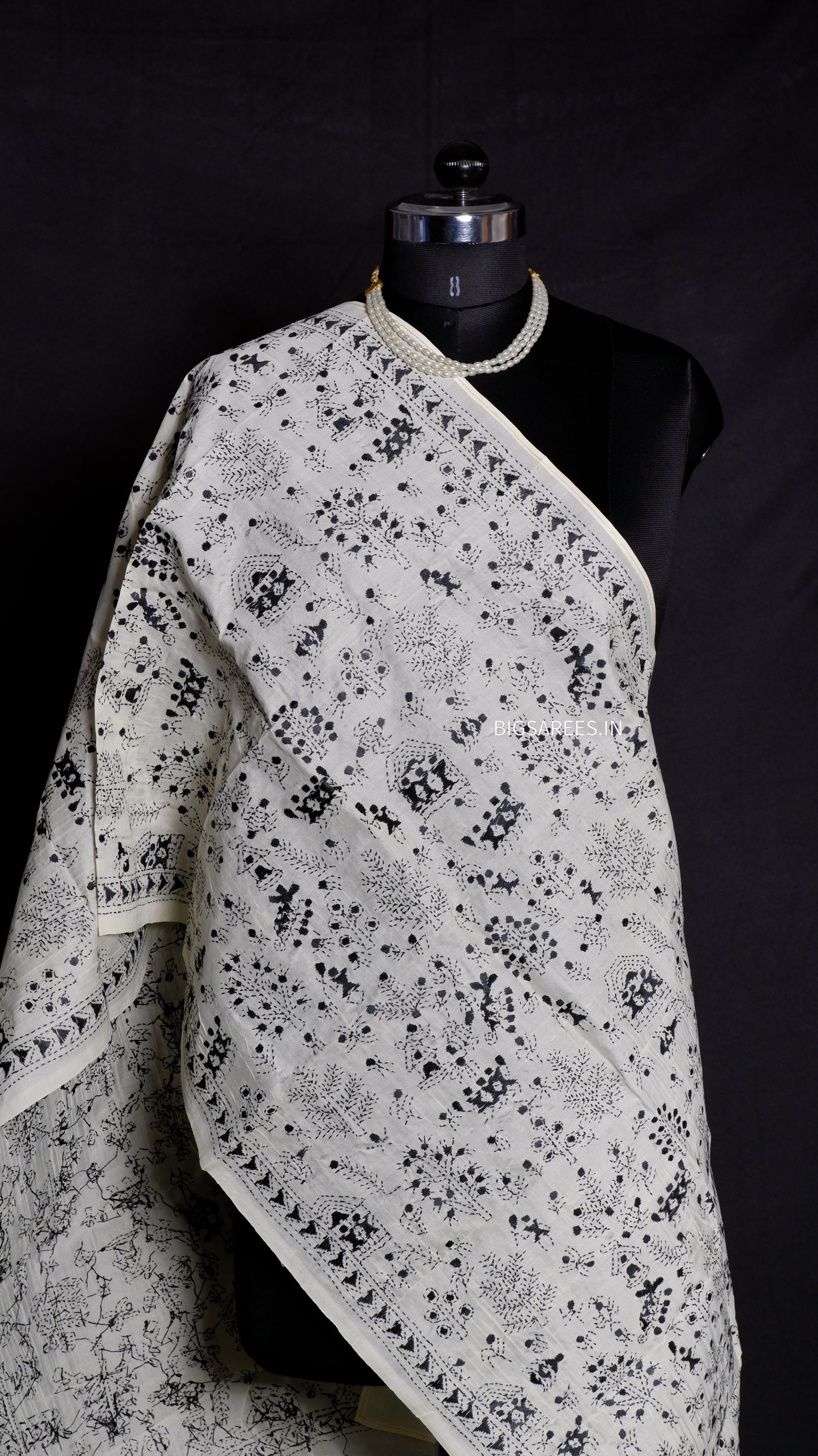 Kantha Semi Tussar Silk Stole | Off-White | 22" |