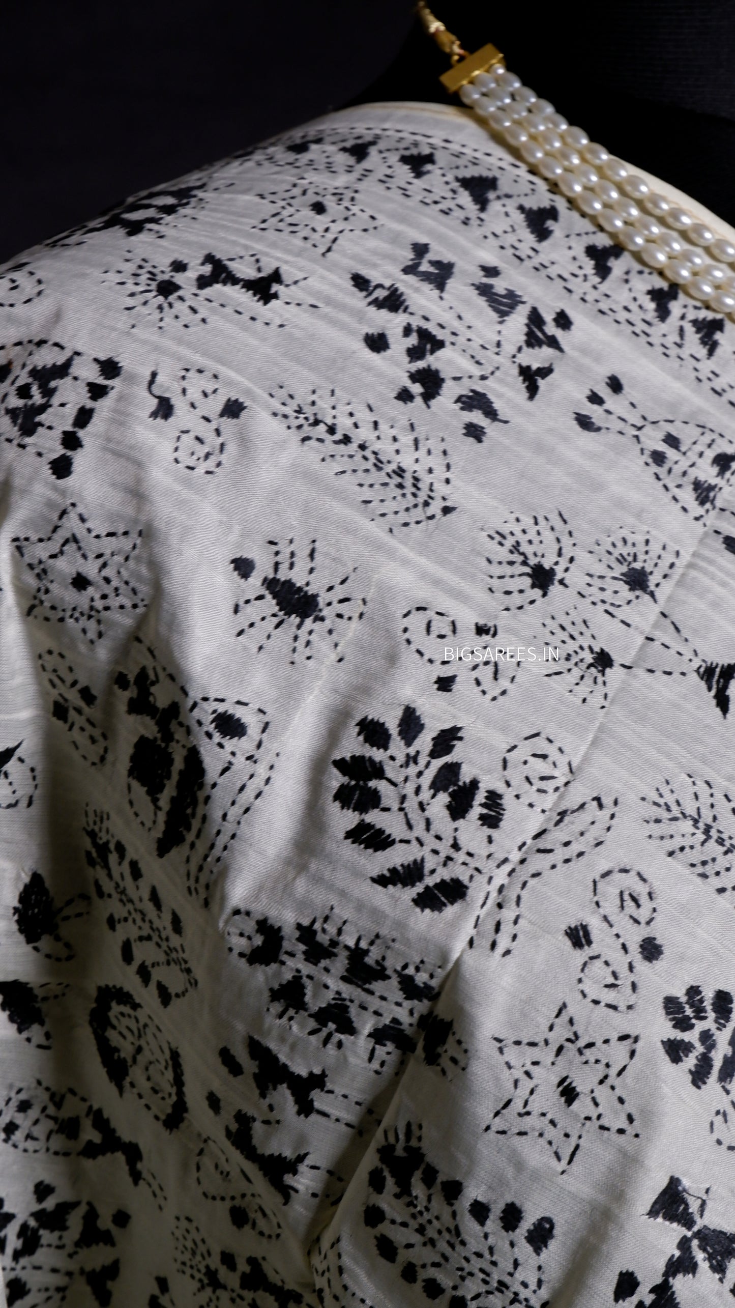 Kantha Semi Tussar Silk Stole | Off-White | 22" |